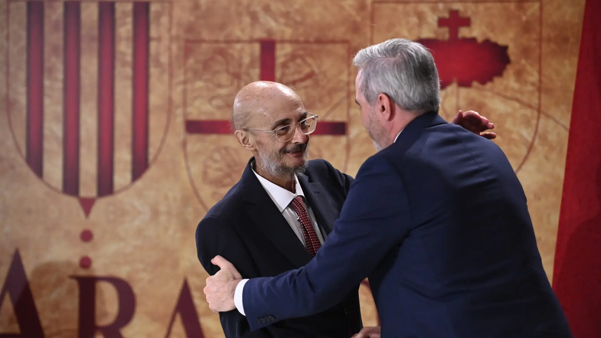El PSOE de Aragón no aplaude la concesión a Lambán de un premio a título póstumo por sus valores constitucionales