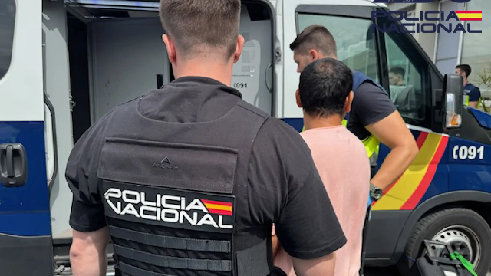 Expulsados 19 ciudadanos extranjeros "multirreincidentes" que actuaban principalmente en Catalunya