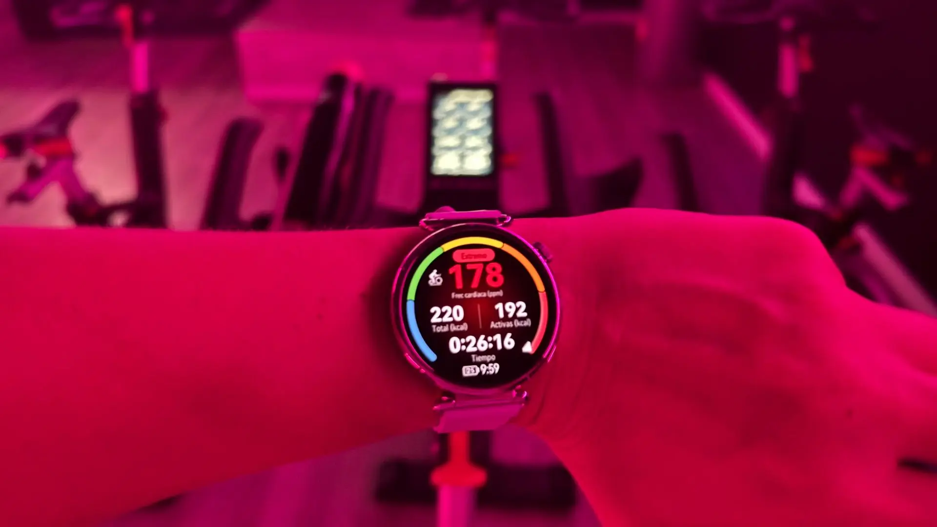 HUAWEI Watch GT 6 es como esa persona que te gusta: te sube las pulsaciones sin agotar tu energía