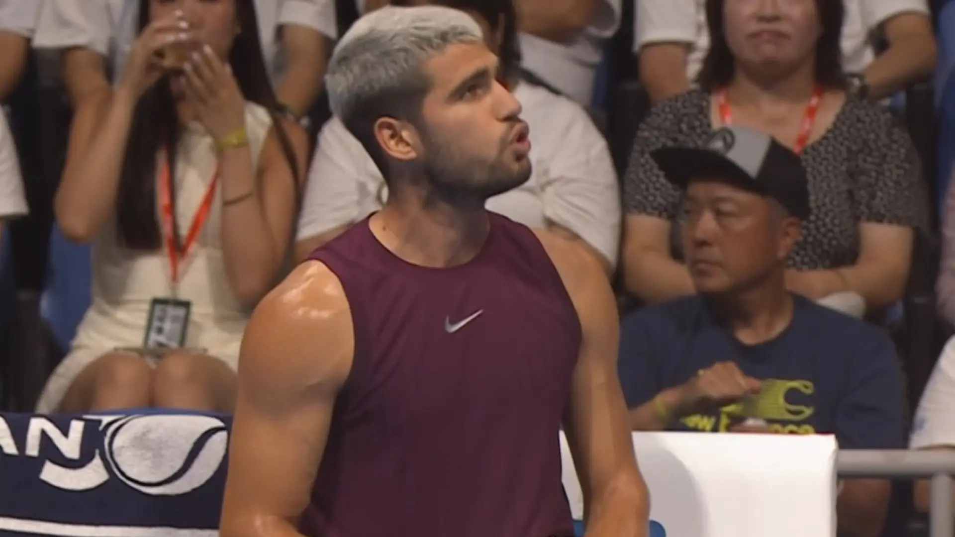 El tremendo enfado de Carlos Alcaraz con el juez de silla durante la final de Tokio: "Cómo se nota que no has jugado al tenis en tu vida"