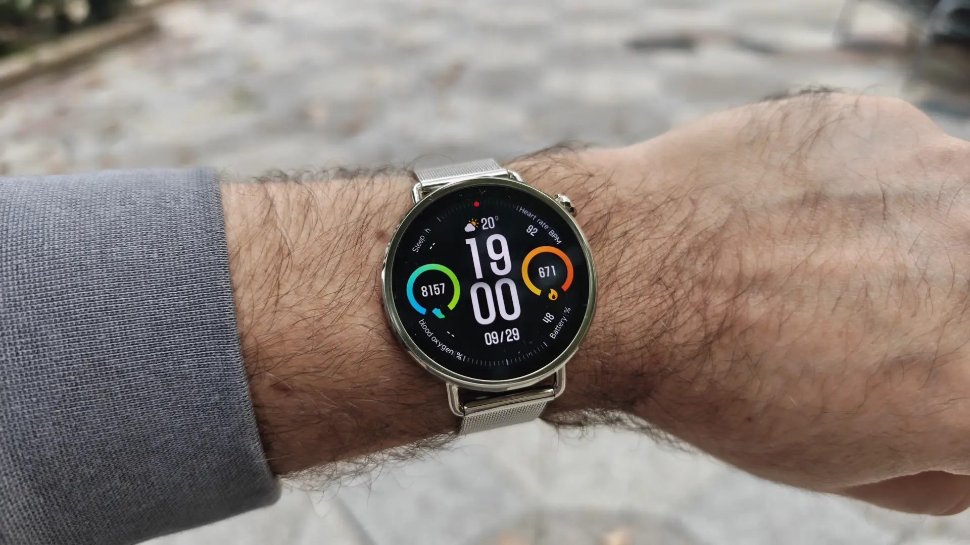 Este estiloso y completo reloj de Xiaomi es un gran compañero para la actividad diaria