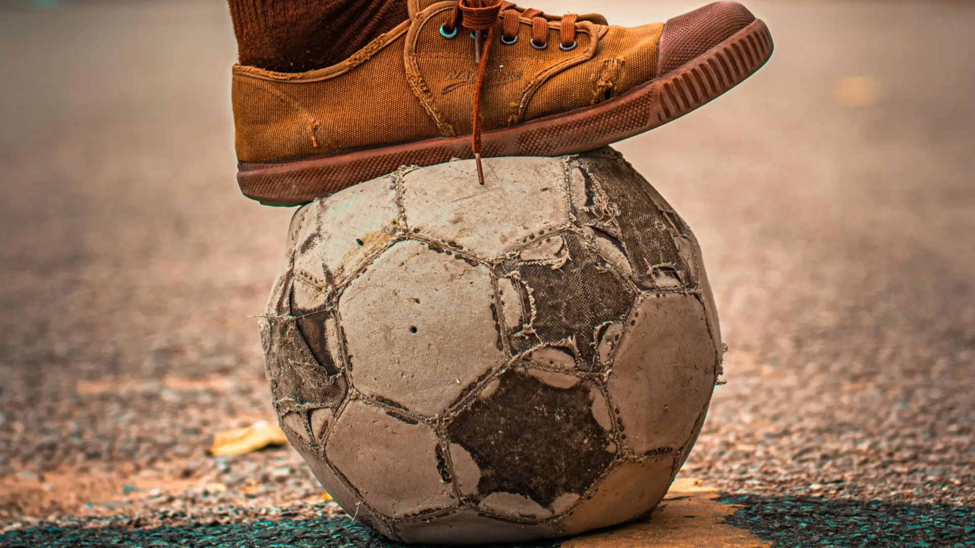 Hay un balón en la plaza