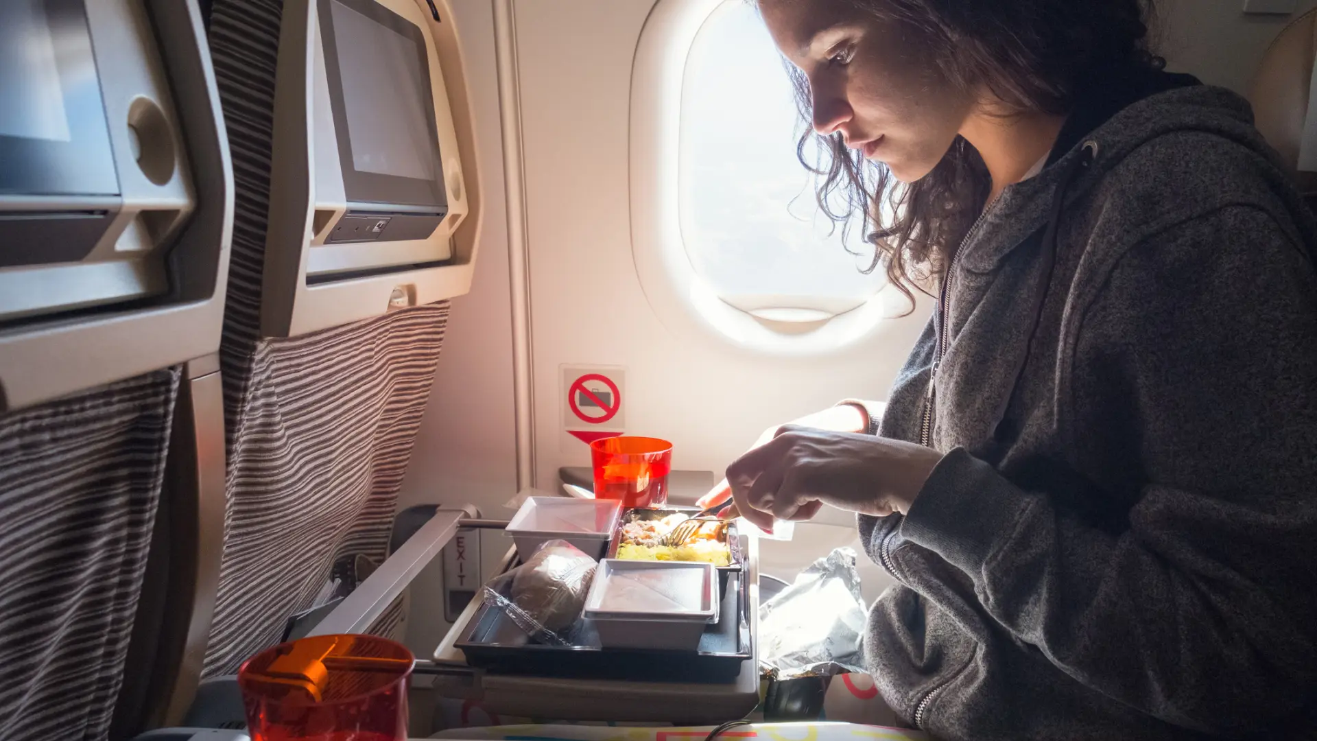 Esta es la aerolínea en la que mejor se come: ingredientes frescos y chefs con estrella Michelin