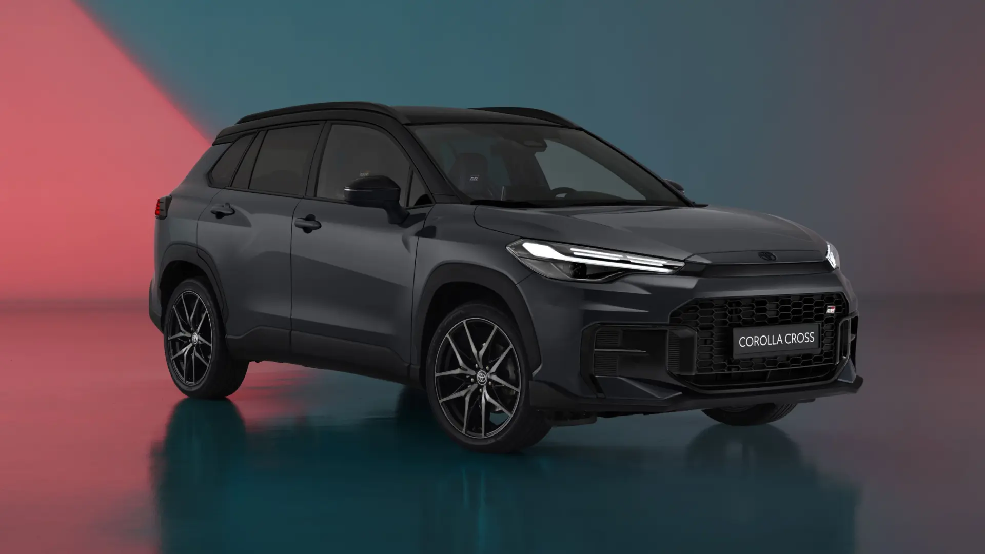 El Toyota Corolla Cross se pone al día con tracción total y el acabado GR Sport