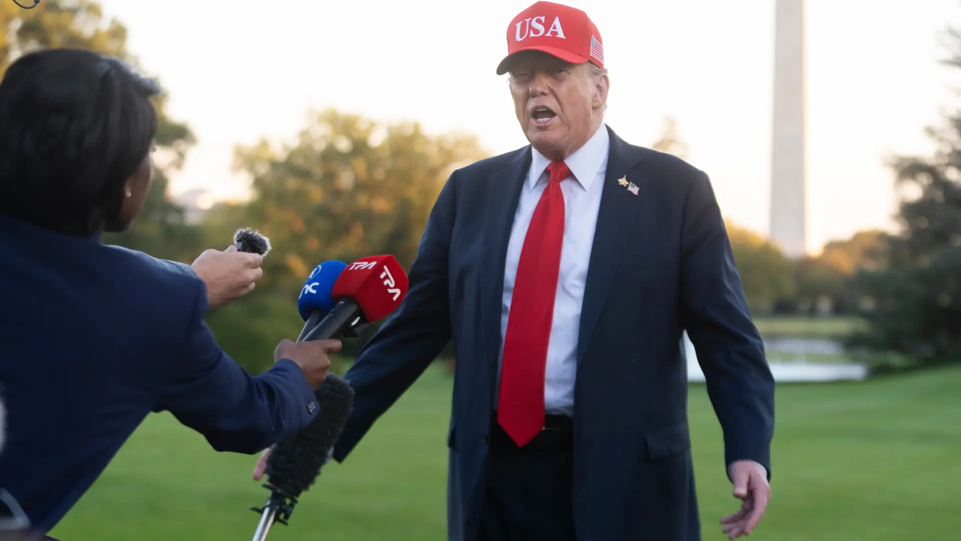Trump abre un nuevo frente de la guerra antidrogas en Venezuela: "Tendremos que empezar a buscar por tierra"