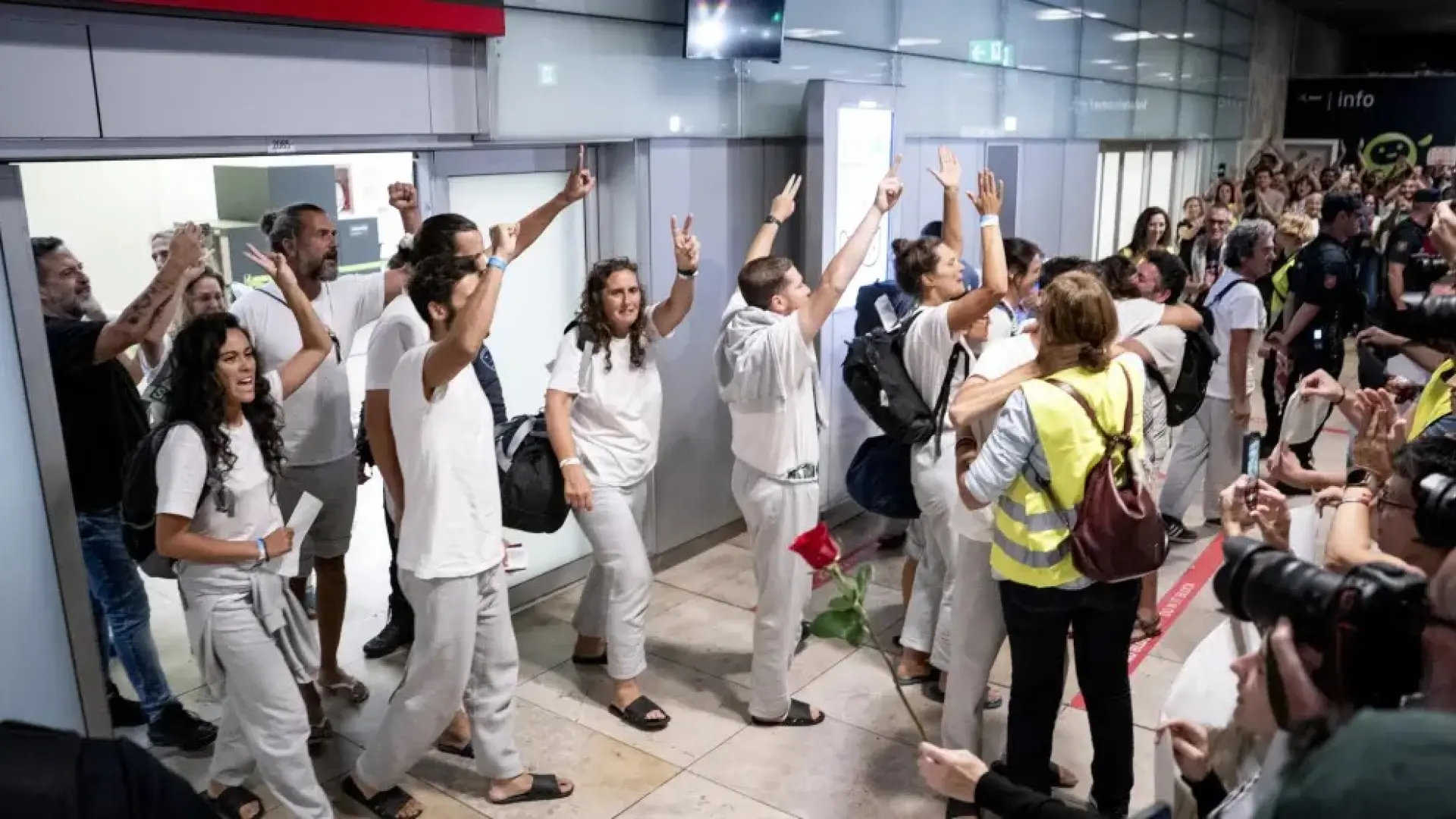 Última hora de la guerra en Gaza, en directo | Albares confirma que los 28 españoles restantes de la Flotilla volverán este lunes