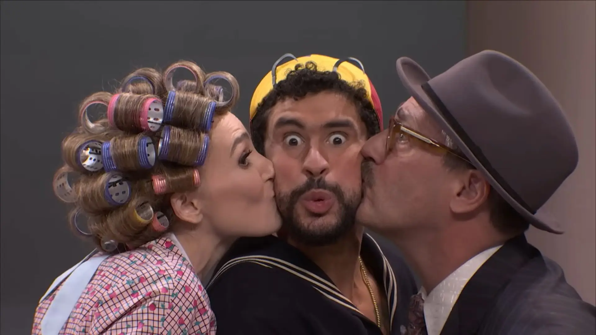Bad Bunny se viraliza en redes con su homenaje a ‘El Chavo del 8’ en 'Saturday Night Live'