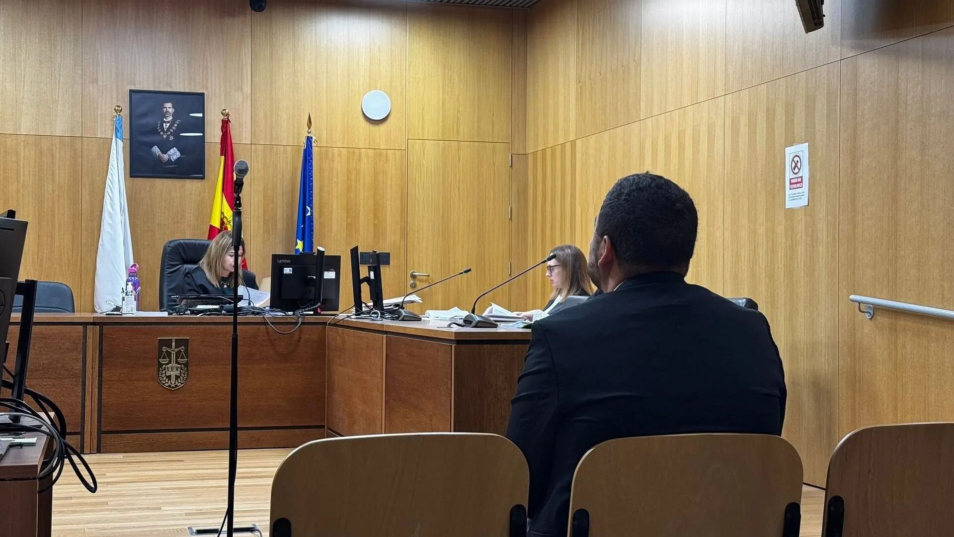 Fiscalía pide dos años de prisión para un hombre acusado de agredir sexualmente a una mujer mientras dormía en Ourense