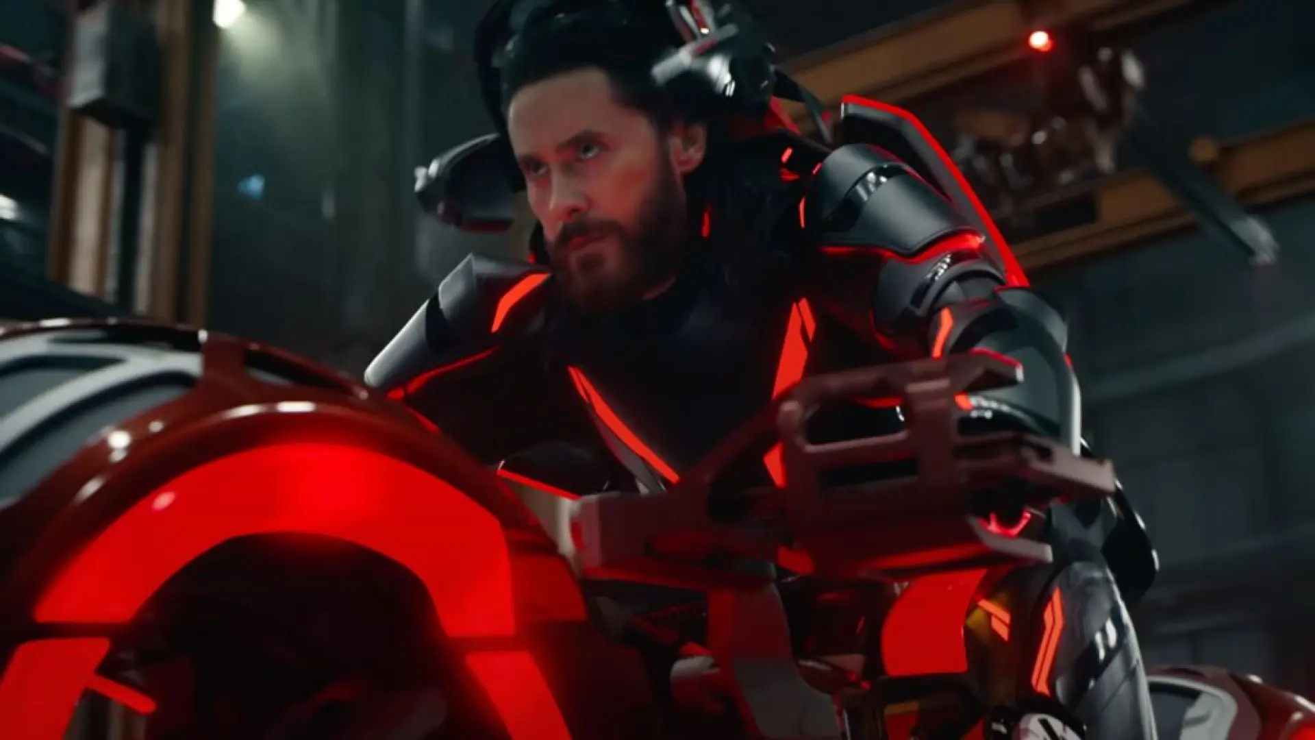 'TRON: Ares' encabeza la taquilla, pero también apunta a que se estrellará