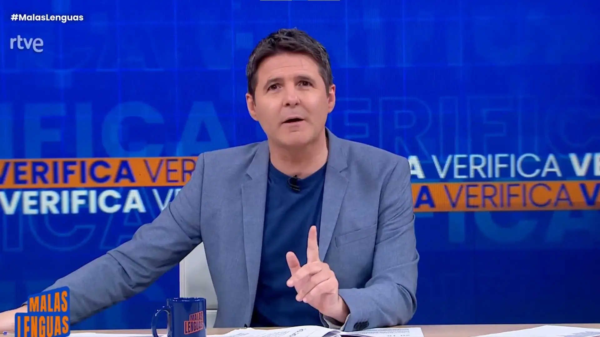 Cintora avisa en 'Malas lenguas' de una nueva estafa "que vende 'duros a cuatro pesetas'"