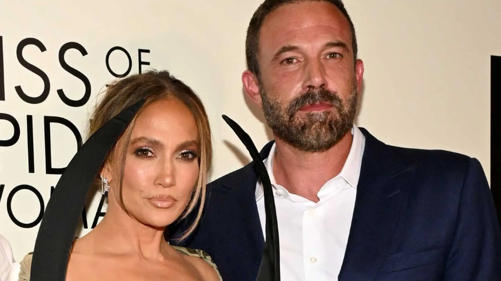 Ben Affleck y Jennifer Lopez, reunidos por sorpresa en la premiere de 'El beso de la mujer araña'