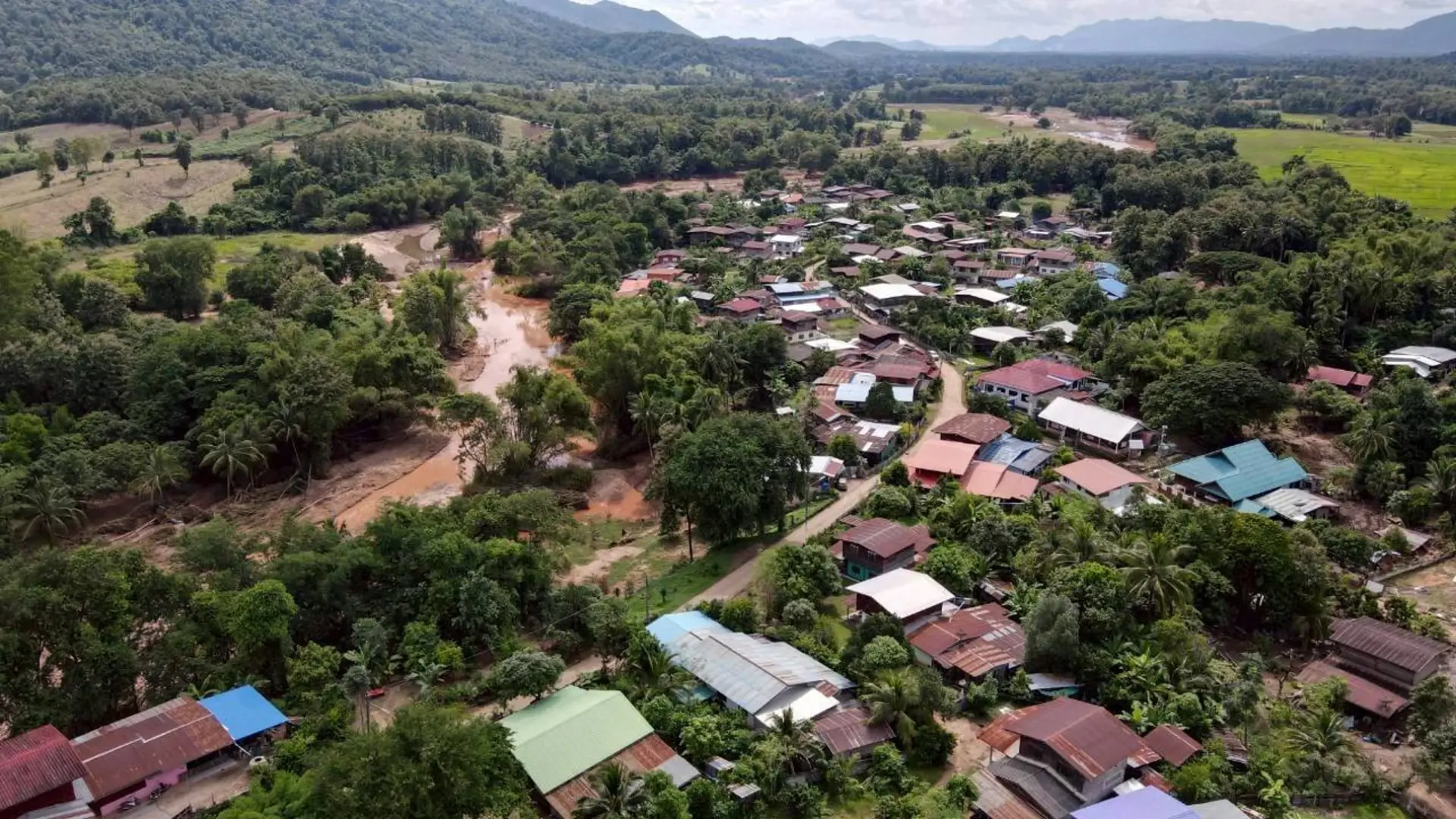 Al menos 22 muertos por inundaciones en el centro y norte de Tailandia