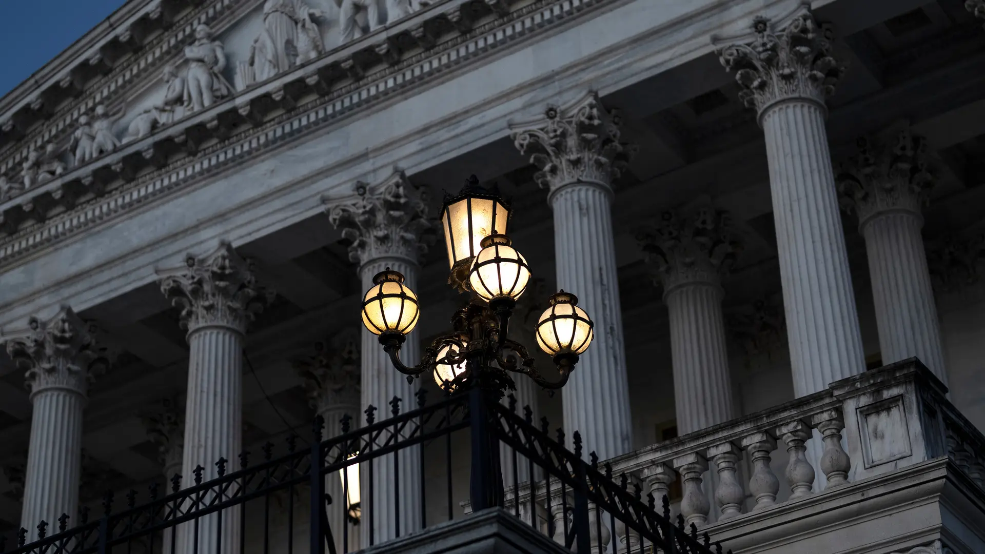 El Senado de EEUU vuelve a tumbar el proyecto de ley de financiación y prolonga el cierre del Gobierno
