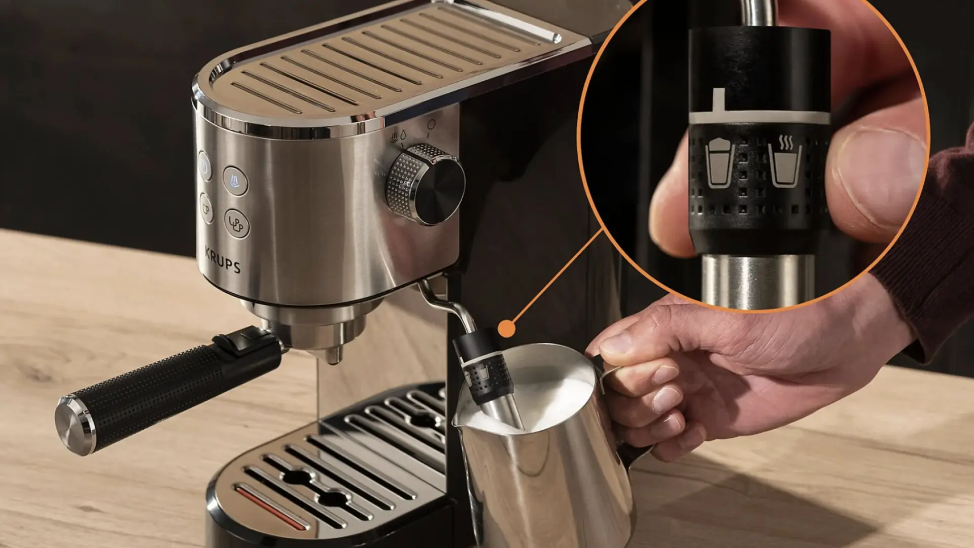 Esta cafetera de Krups en oferta no es superautomática, pero lo parece y es más barata