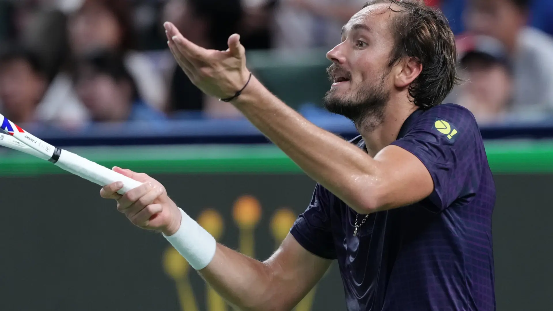 Daniil Medvedev se acuerda de Rafa Nadal en pleno ataque de ira en pista: "Llevo toda la vida esperando 55 segundos a que sacara"