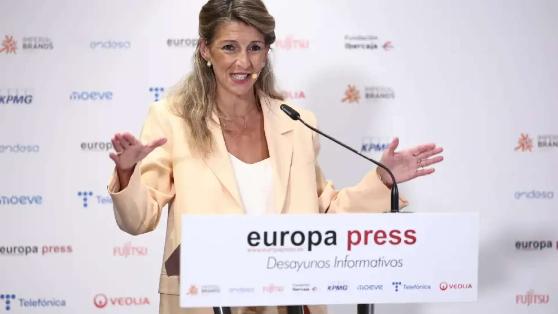 Yolanda Díaz anuncia una ampliación hasta diez días del permiso por fallecimiento de familiar y otro nuevo por cuidados paliativos