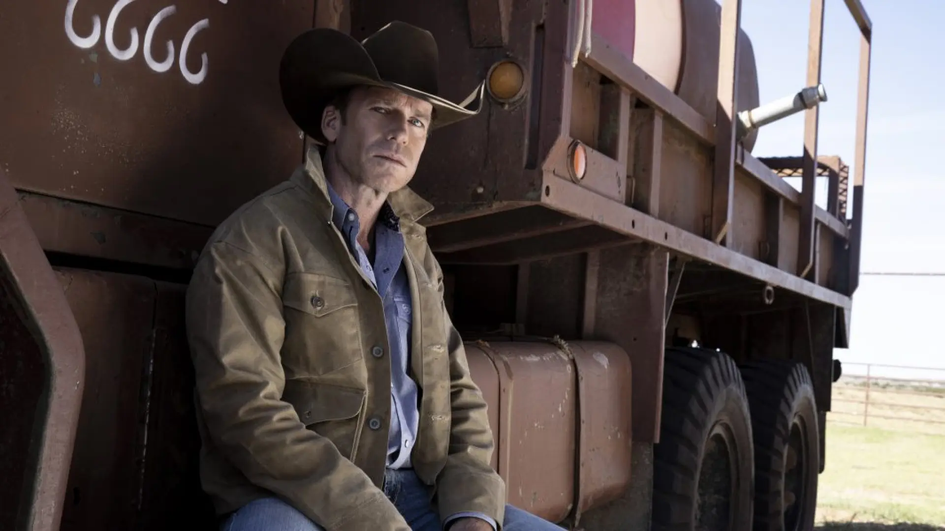 El creador de 'Yellowstone' se fija en Murcia para rodar un thriller de acción: su primera película en 5 años