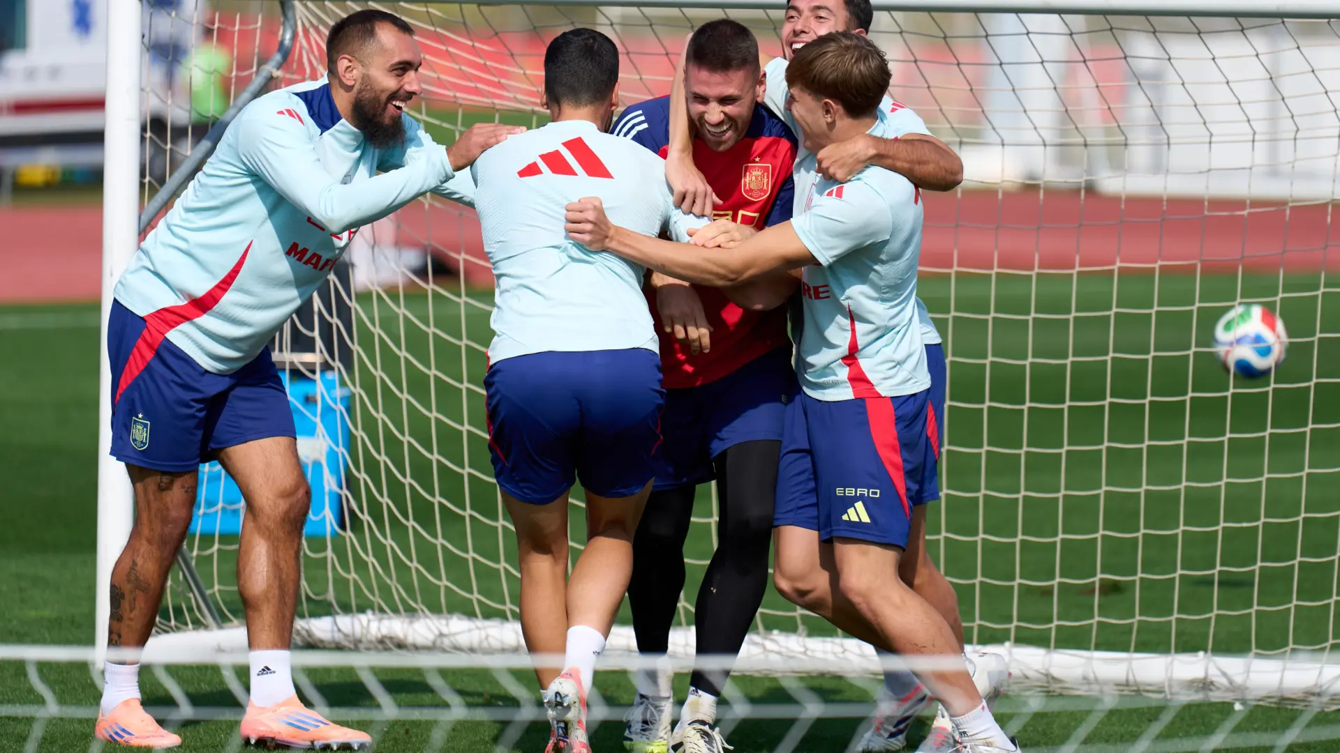 La Roja, a sellar el ansiado billete al Mundial de 2026 pendiente de la DANA en Elche