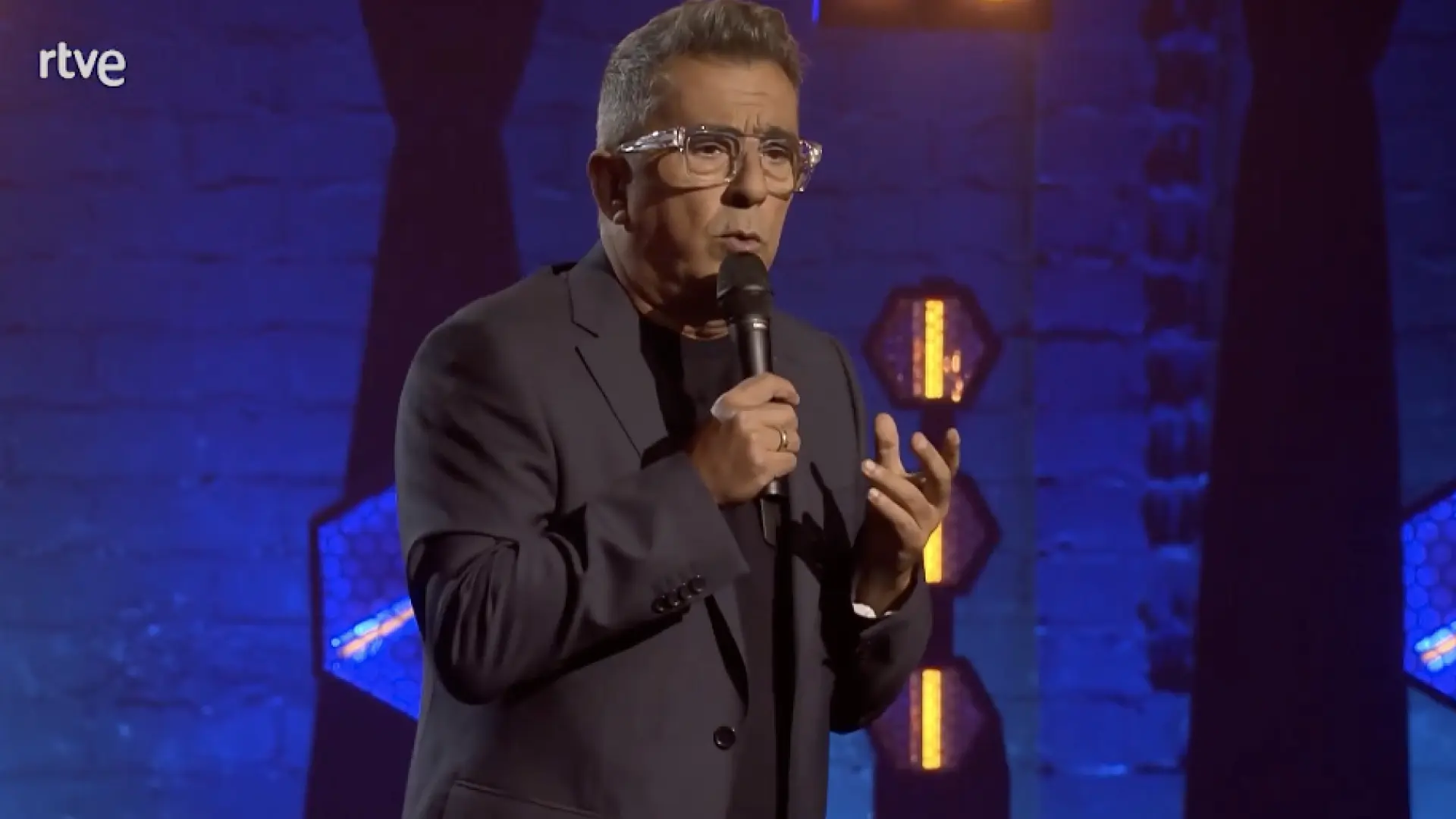 Buenafuente analiza las "chistorras, soles y lechugas" de Ábalos y Koldo: "Una estrategia: no robar"