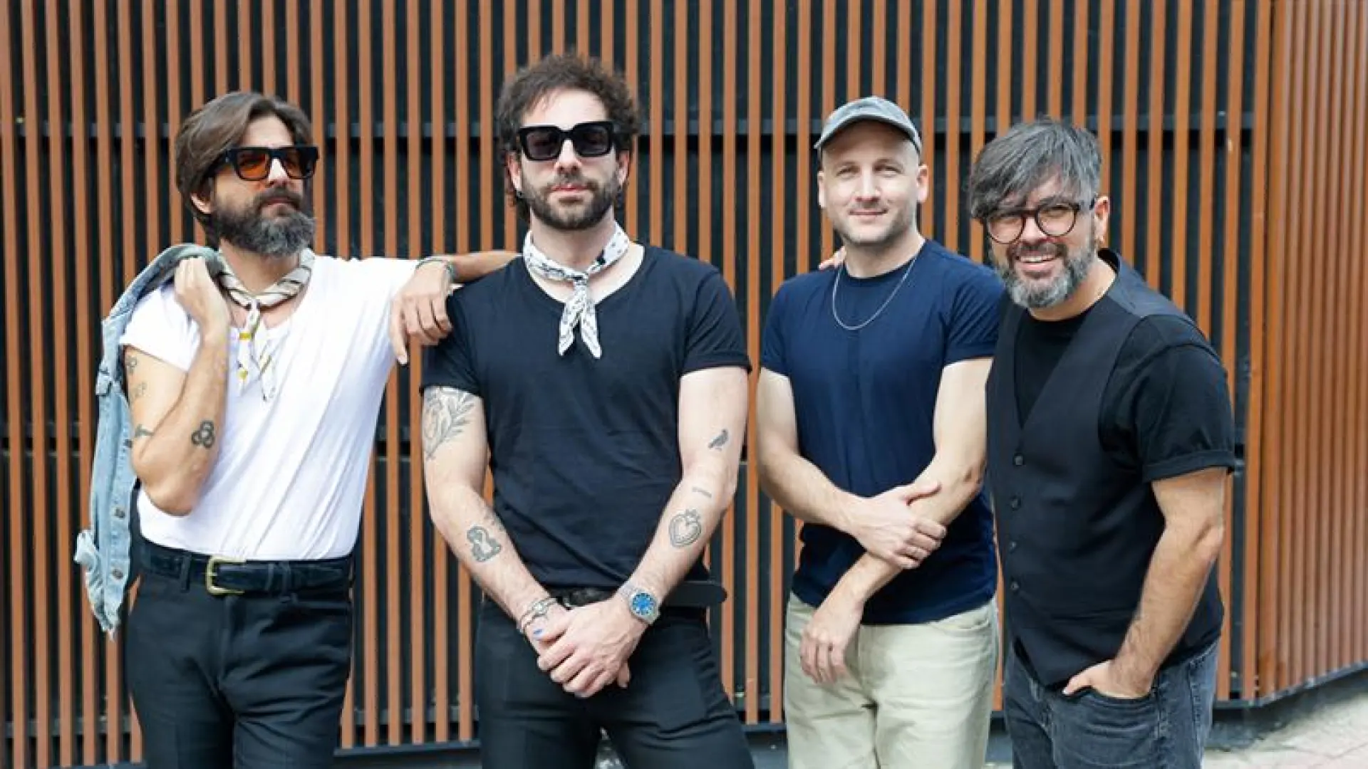 Viva Suecia: "La profesión está idealizada; no somos estrellas, somos unos obreros del rock"