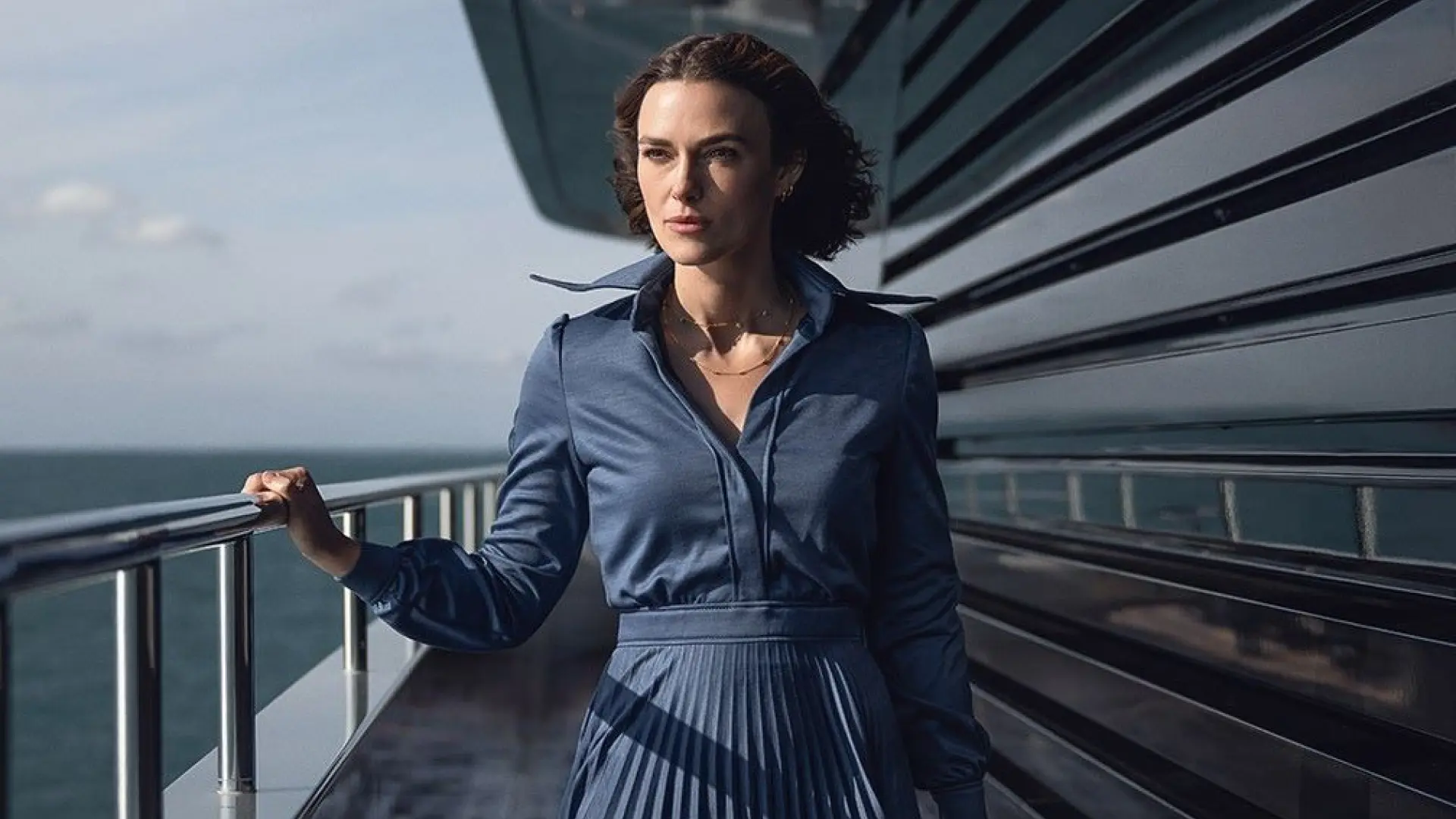 'La mujer del camarote 10', final explicado: quién cae por la borda en la película con Keira Knightley