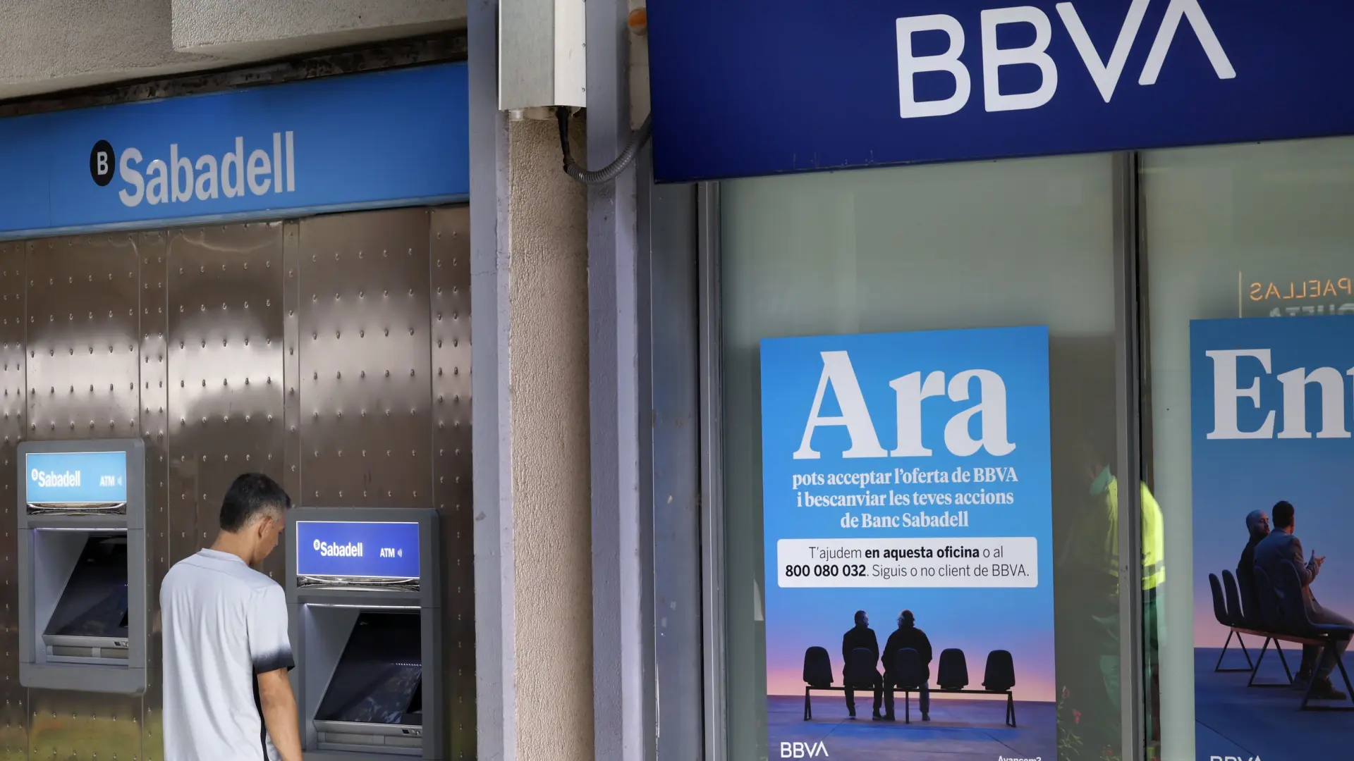 El rompecabezas de los accionistas de Banco Sabadell en la OPA: quién puede decantar el resultado a favor de BBVA