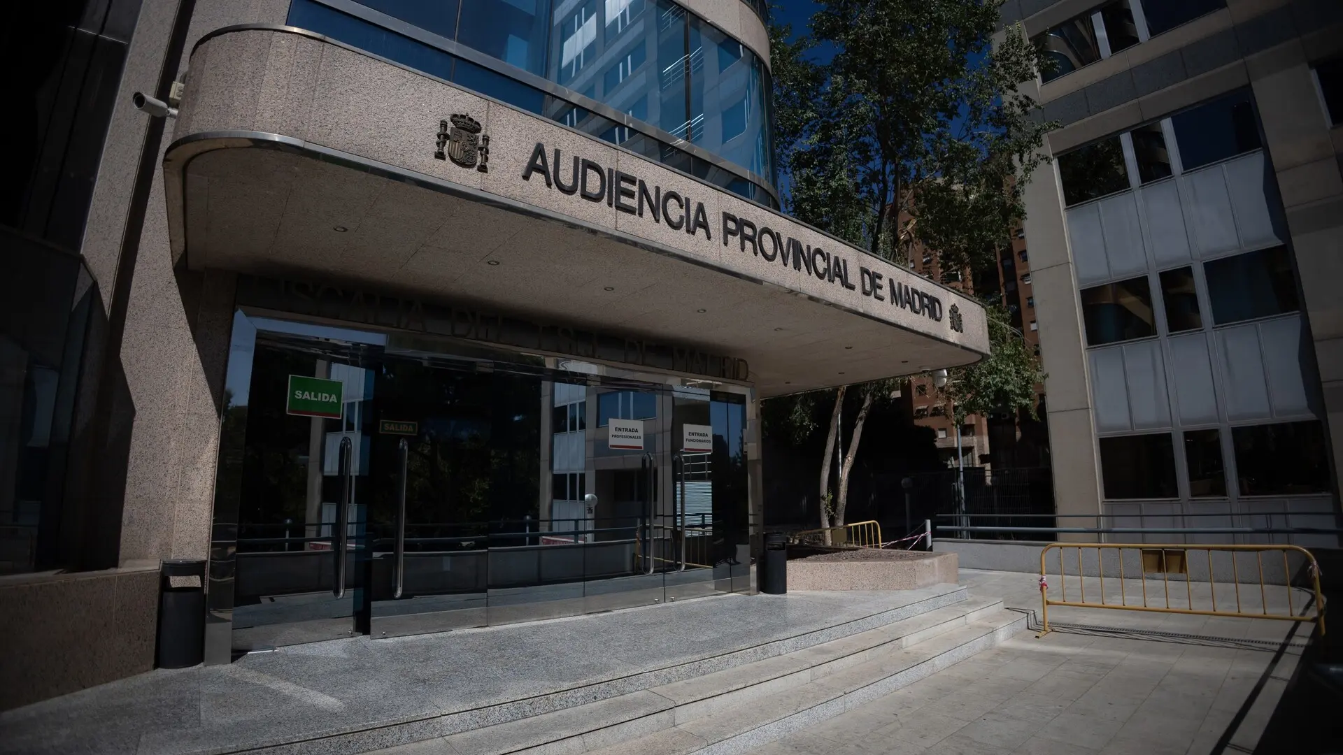 Juzgan a un hombre por insultar a una mujer musulmana: "Mora de mierda, vete a tu país"