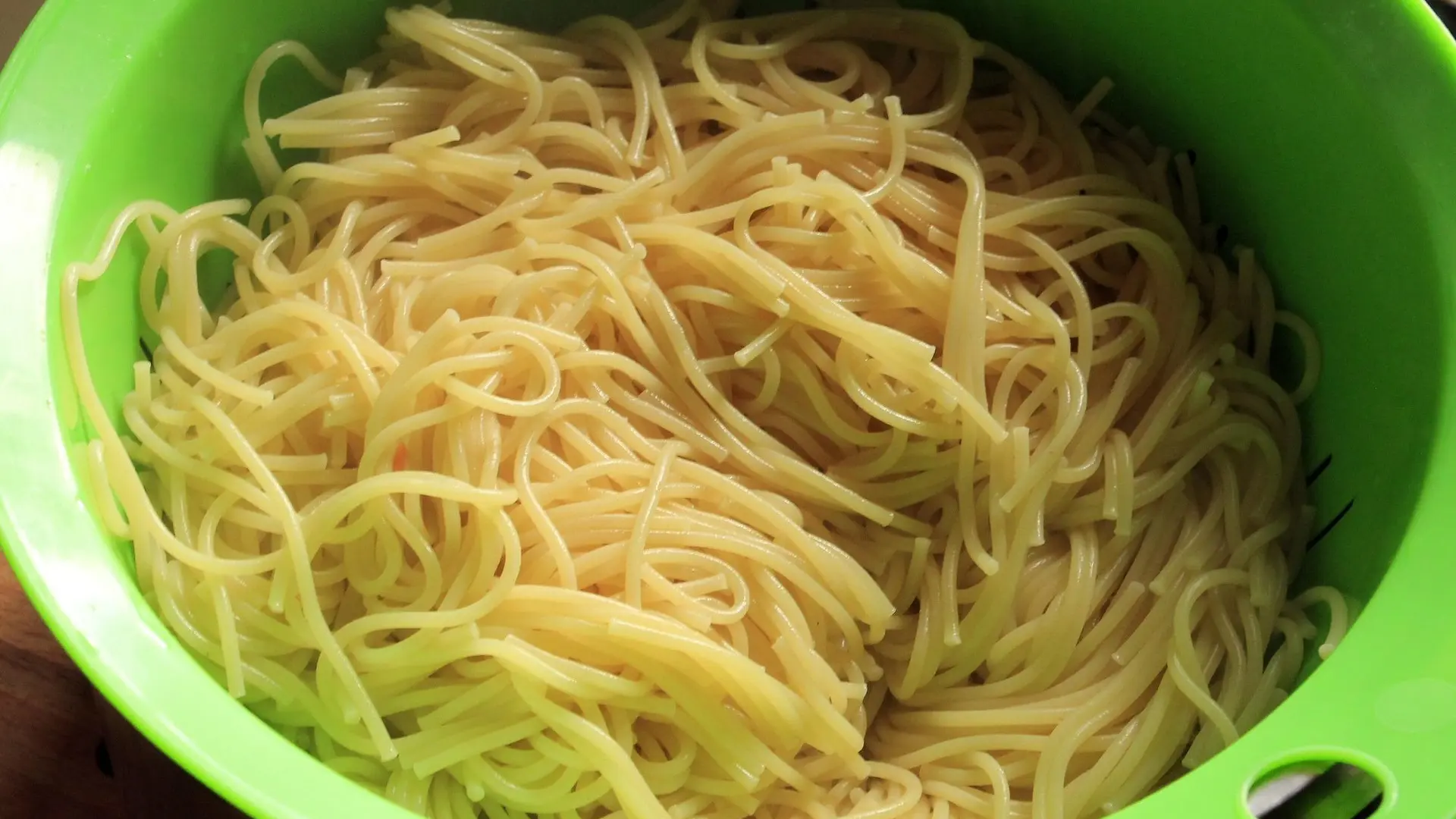Utensilios de cocina que estás usando mal desde hace tiempo