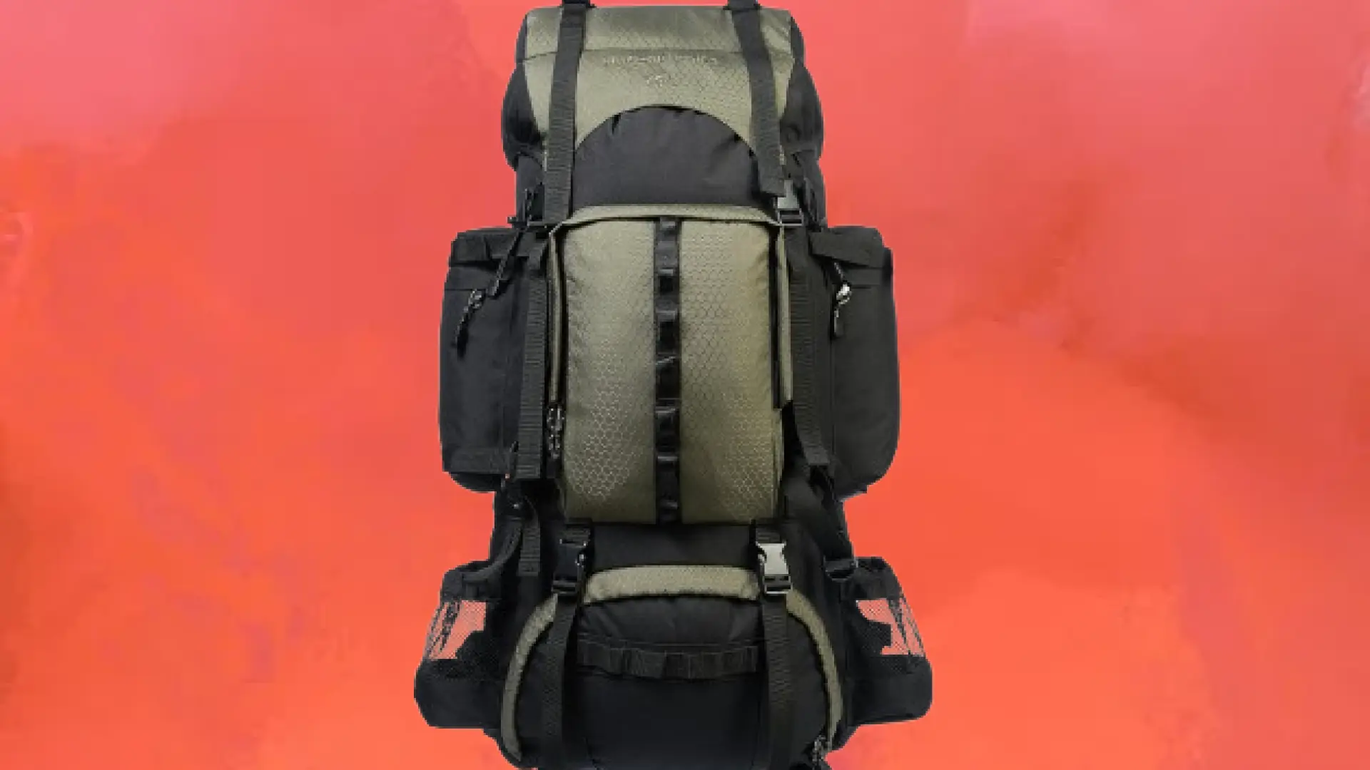 Por 53 euros y con 75 litros de capacidad, esta mochila de senderismo barata (y práctica) arrasa en Amazon