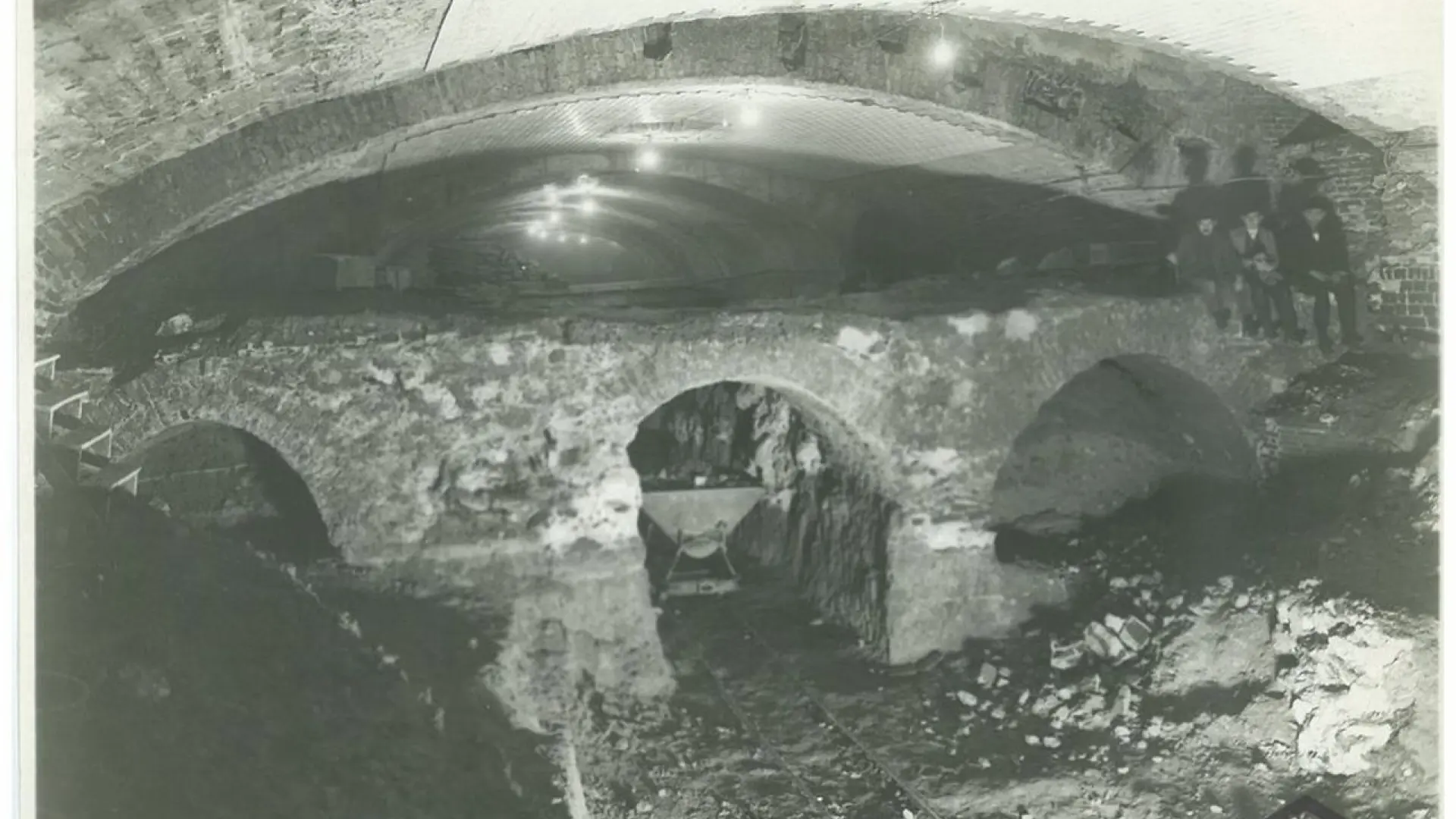 La estación de metro de Ópera cumple 100 años: una parada 'imprevista' que ha tenido tres nombres