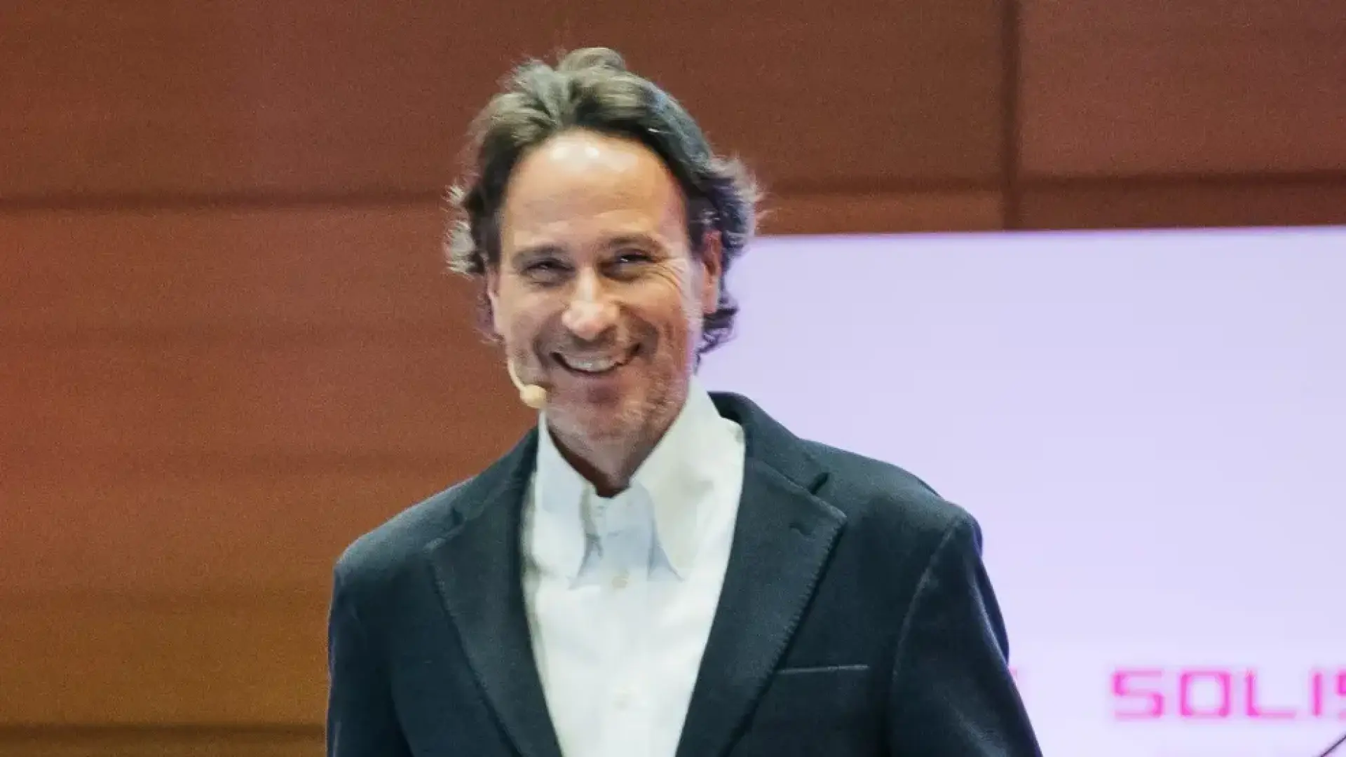 Víctor Küppers, experto en psicología positiva: "No hay que admirar la inteligencia, hay que admirar si alguien es buena persona porque eso es un esfuerzo"