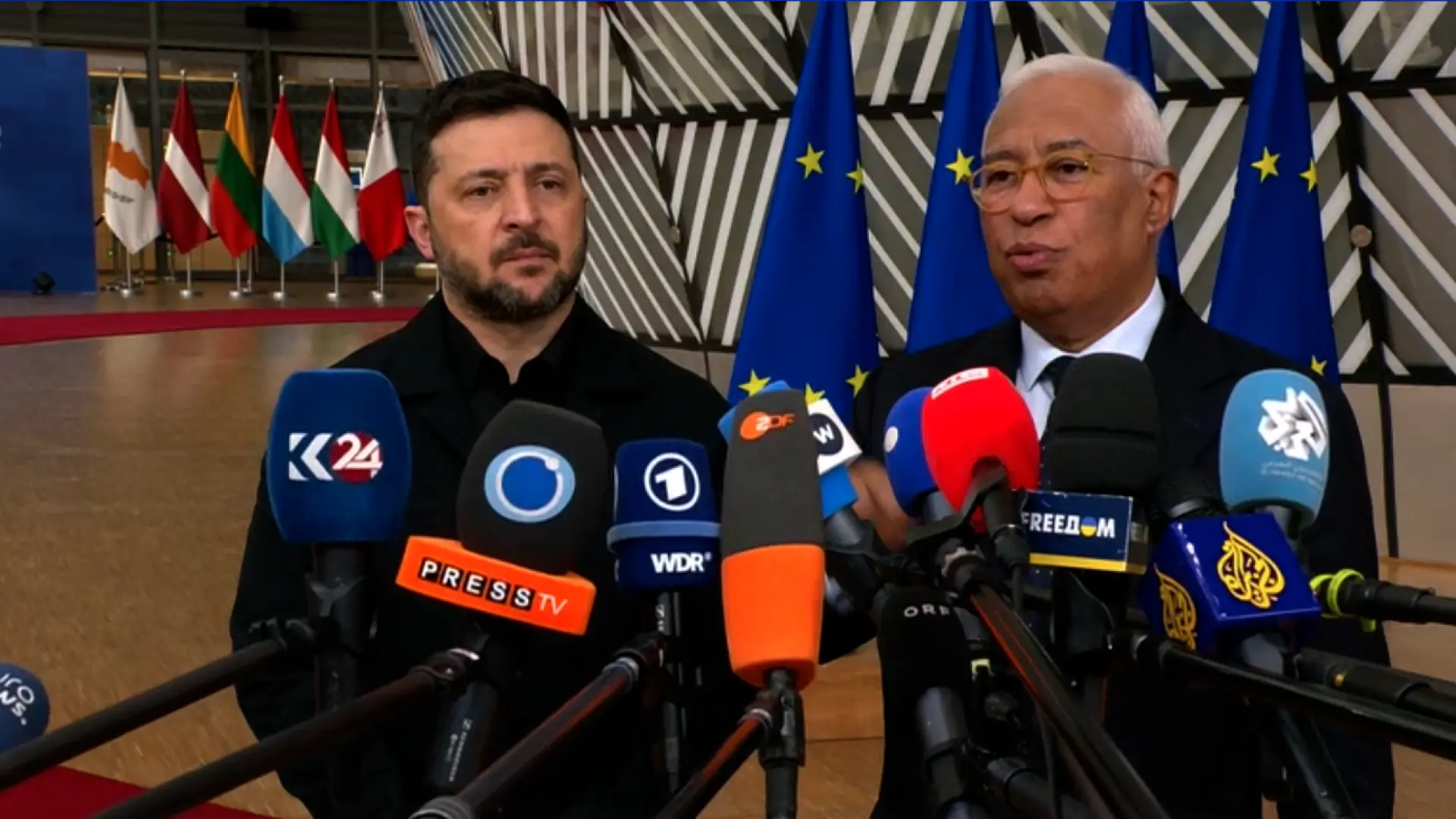 Zelenski dice que el alto el fuego "es posible" pero hace falta "más presión" sobre Putin y cierra la puerta a cesiones territoriales