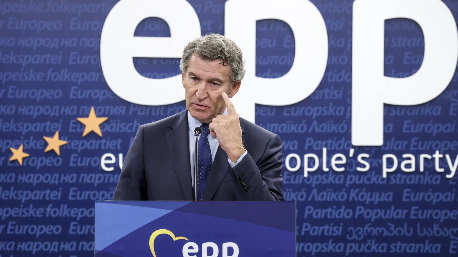 Feijóo avisa a Junts de que el "tiempo" que le pide Sánchez solo sirve para "prolongar la agonía"