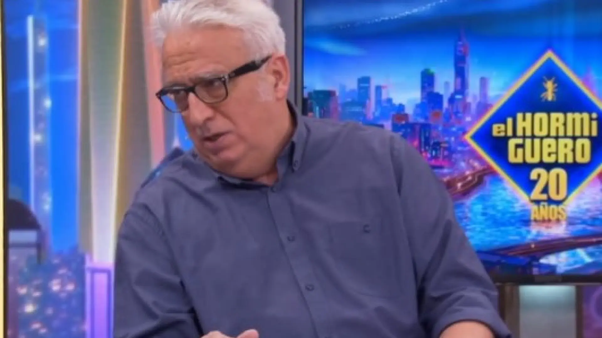 “나도 일렉트릭 기타 연주를 배우고 있는데 정말 신난다” “나도 일렉트릭 기타 연주를 배우고 있는데 정말 신난다”