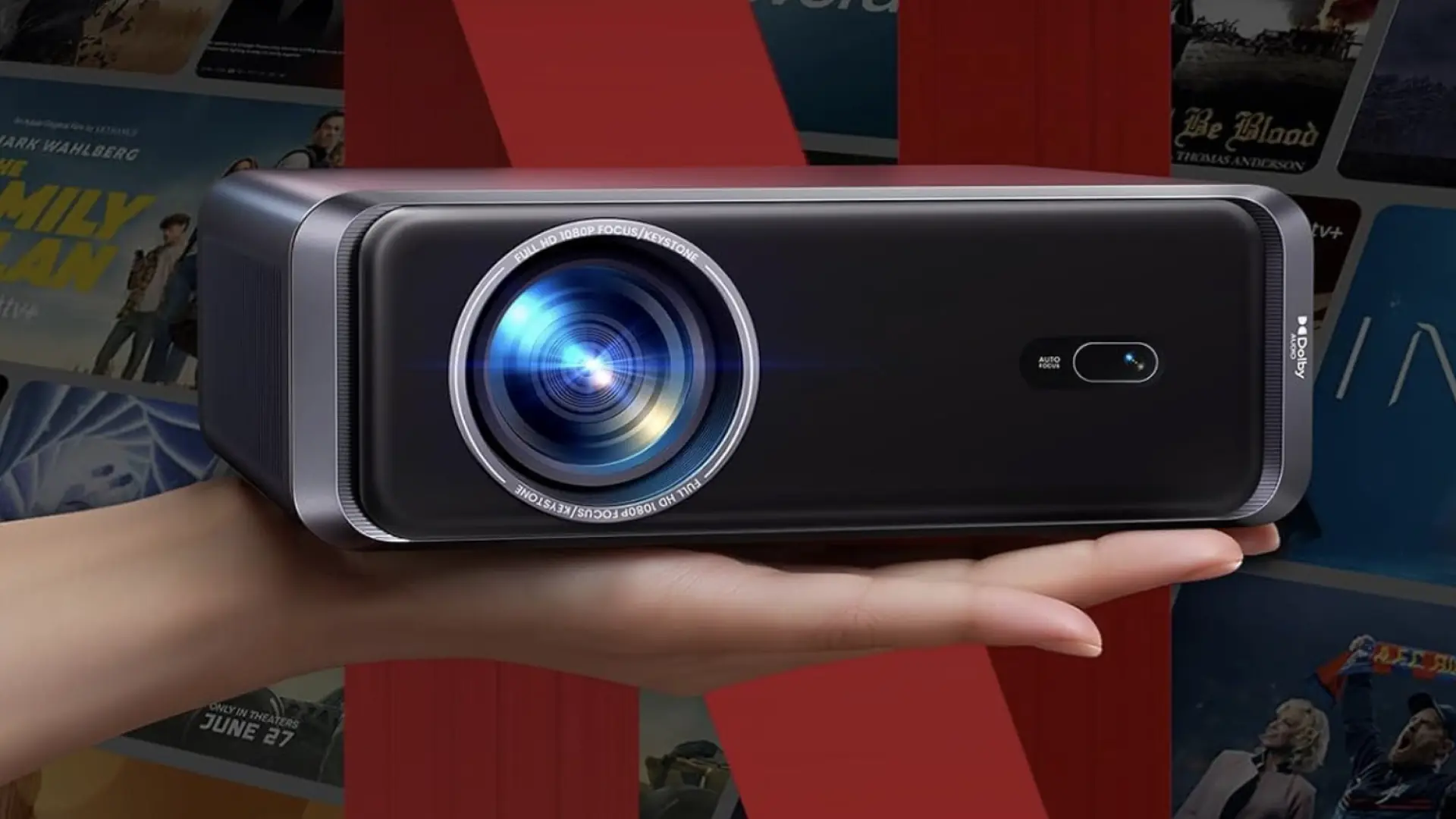 Amazon tira el precio de este proyector 4K: lo rebaja más de 150 euros en la antesala del Black Friday