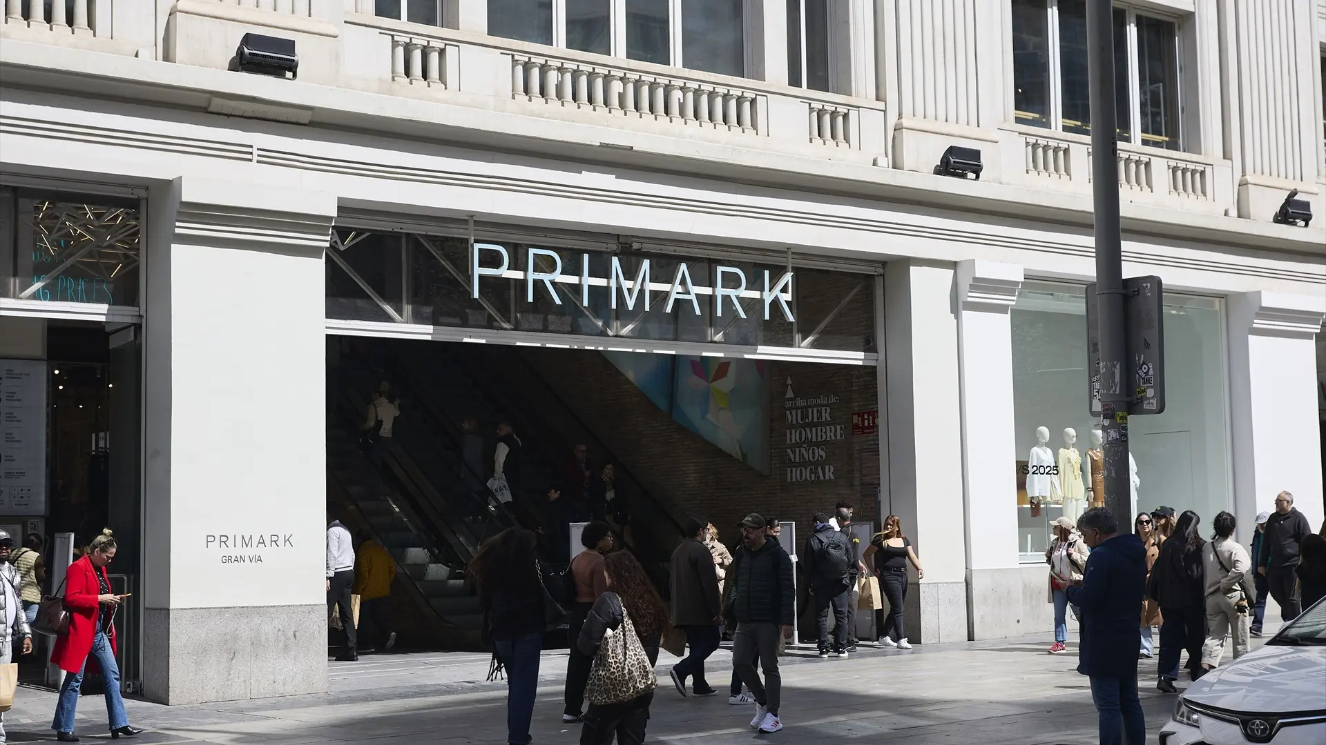 
         Primark lanza una app que permitirá que consultes el stock en tiempo real 
    
