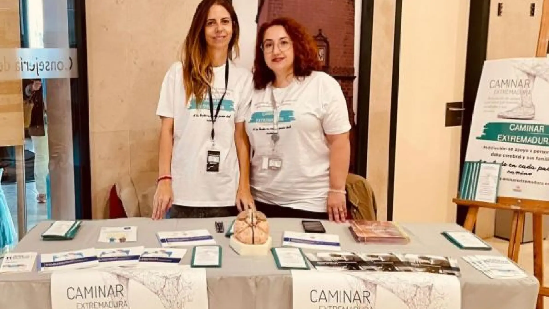 Las familias de afectados de ictus "necesitan apoyo psicológico para evitar el colapso"