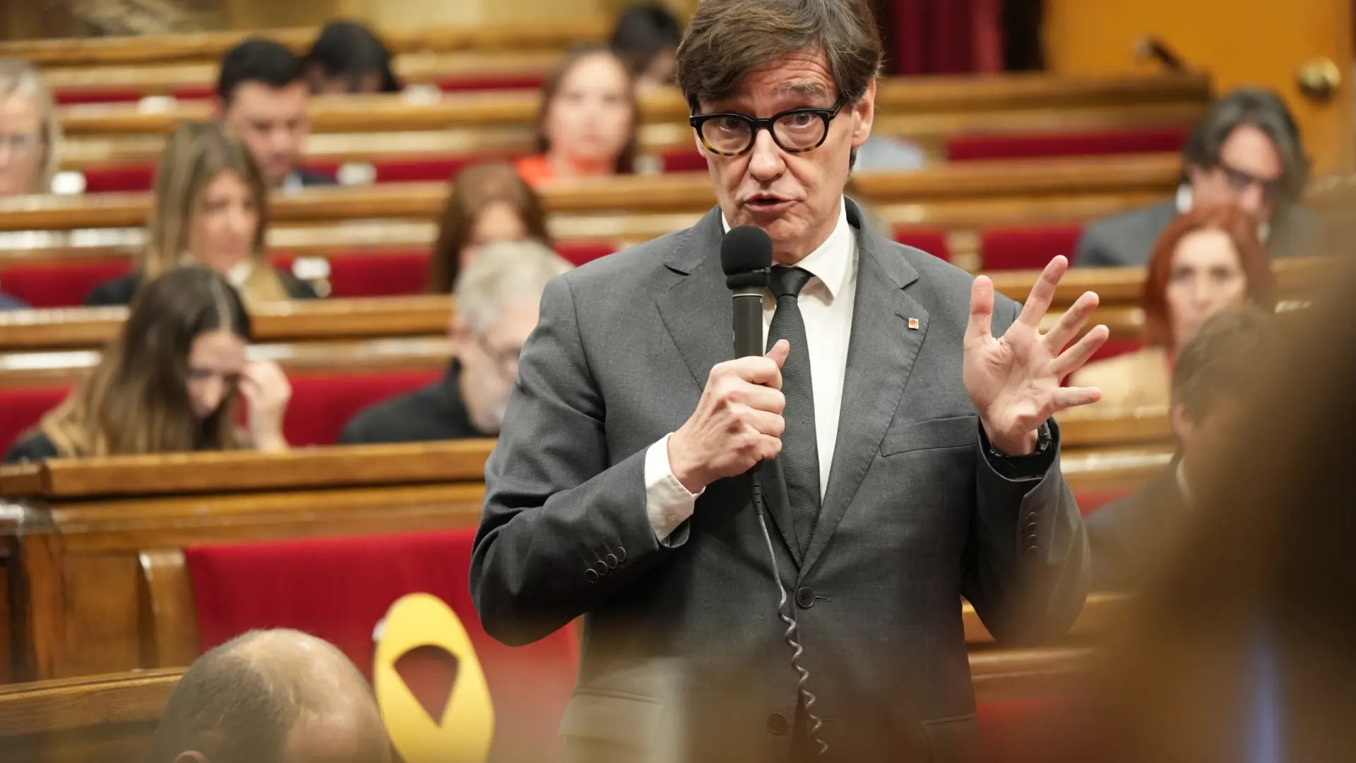 Illa defiende que puede mantener su agenda en México pese al brote de peste porcina y a las críticas de la oposición