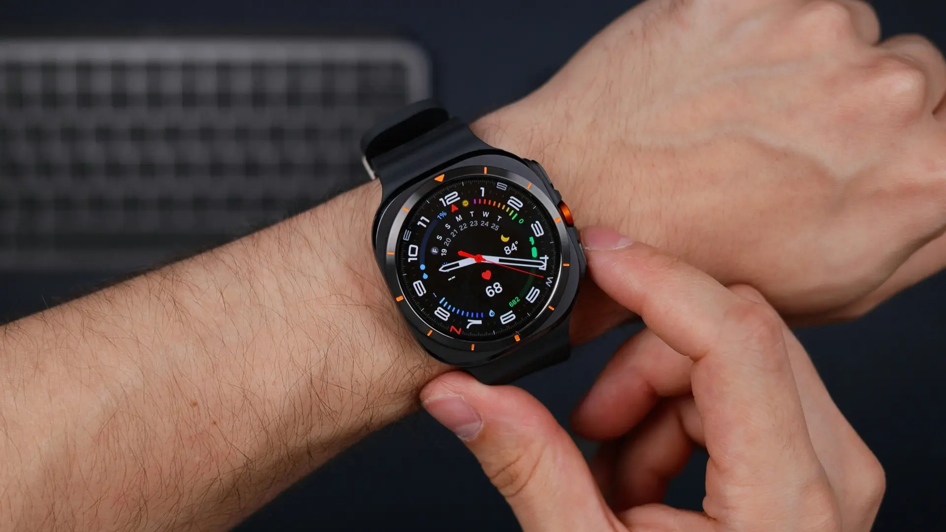 Samsung asalta el Black Friday: su reloj Ultra cuesta la mitad que el de Apple, y con WearOS