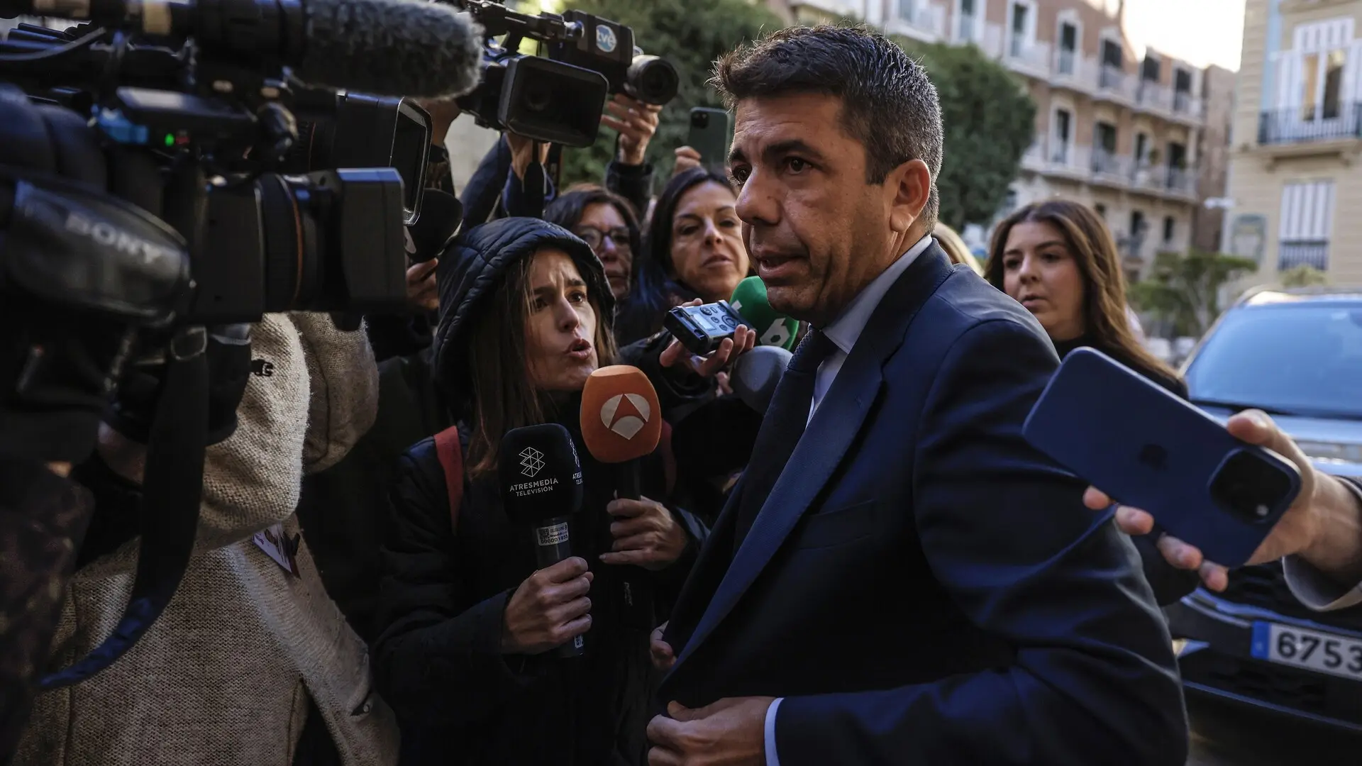 El PP designa a Mazón como portavoz de la comisión de reglamento de Les Corts y cobrará 8.879 euros más