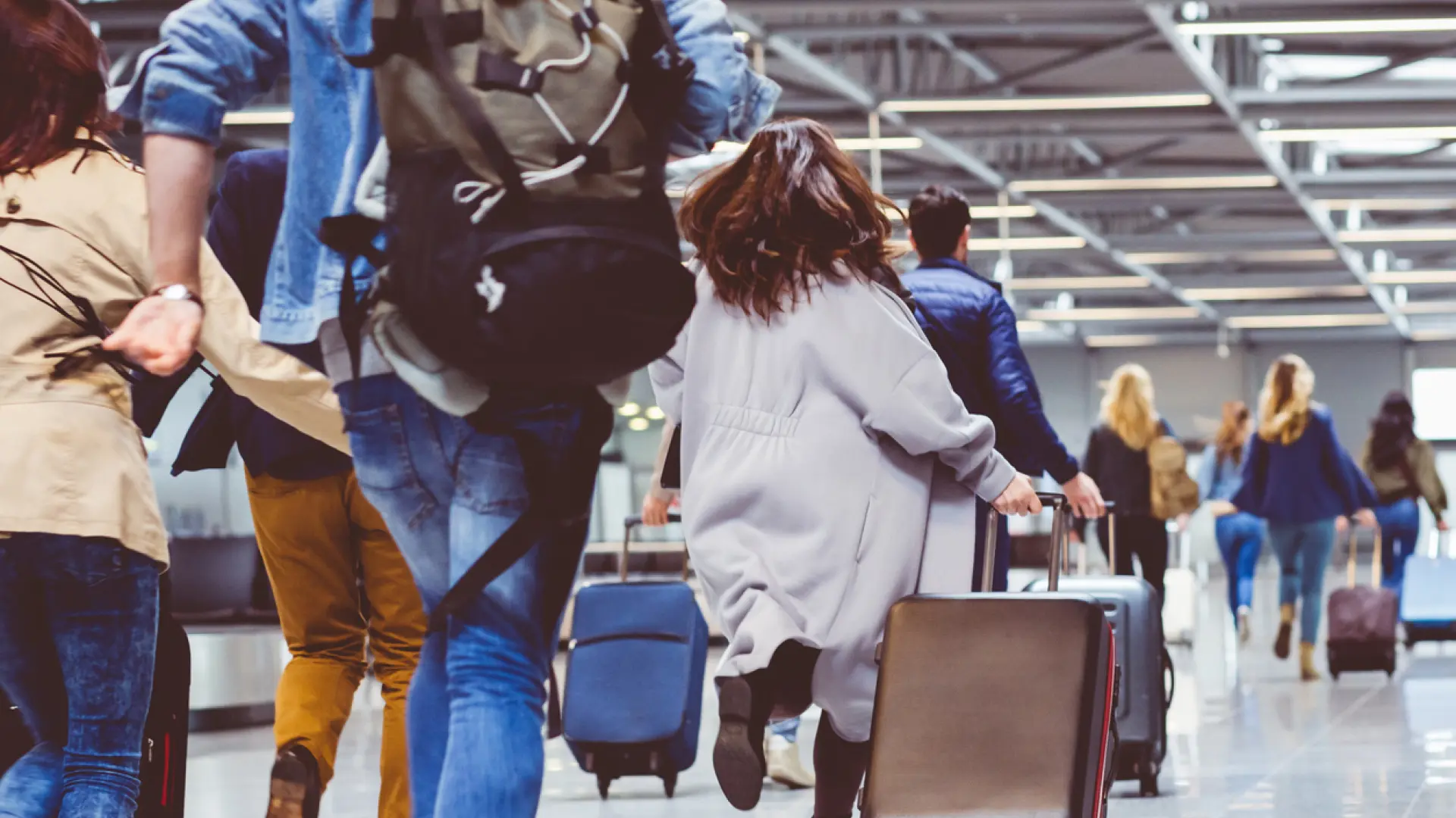 Почему не успели? Пассажиры спешат, но не попадают на рейсы