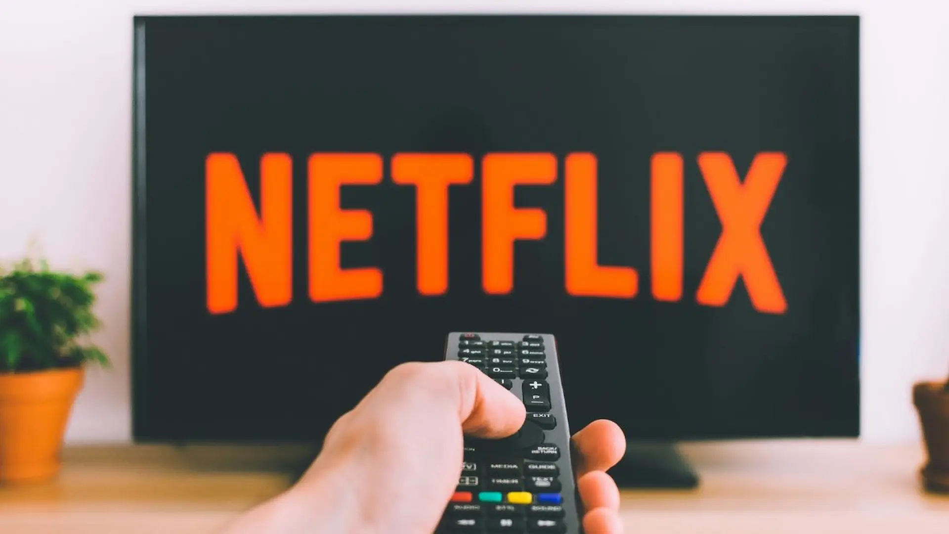 Netflix elimina una de sus funciones más usadas: adiós a enviar series de tu móvil al televisor