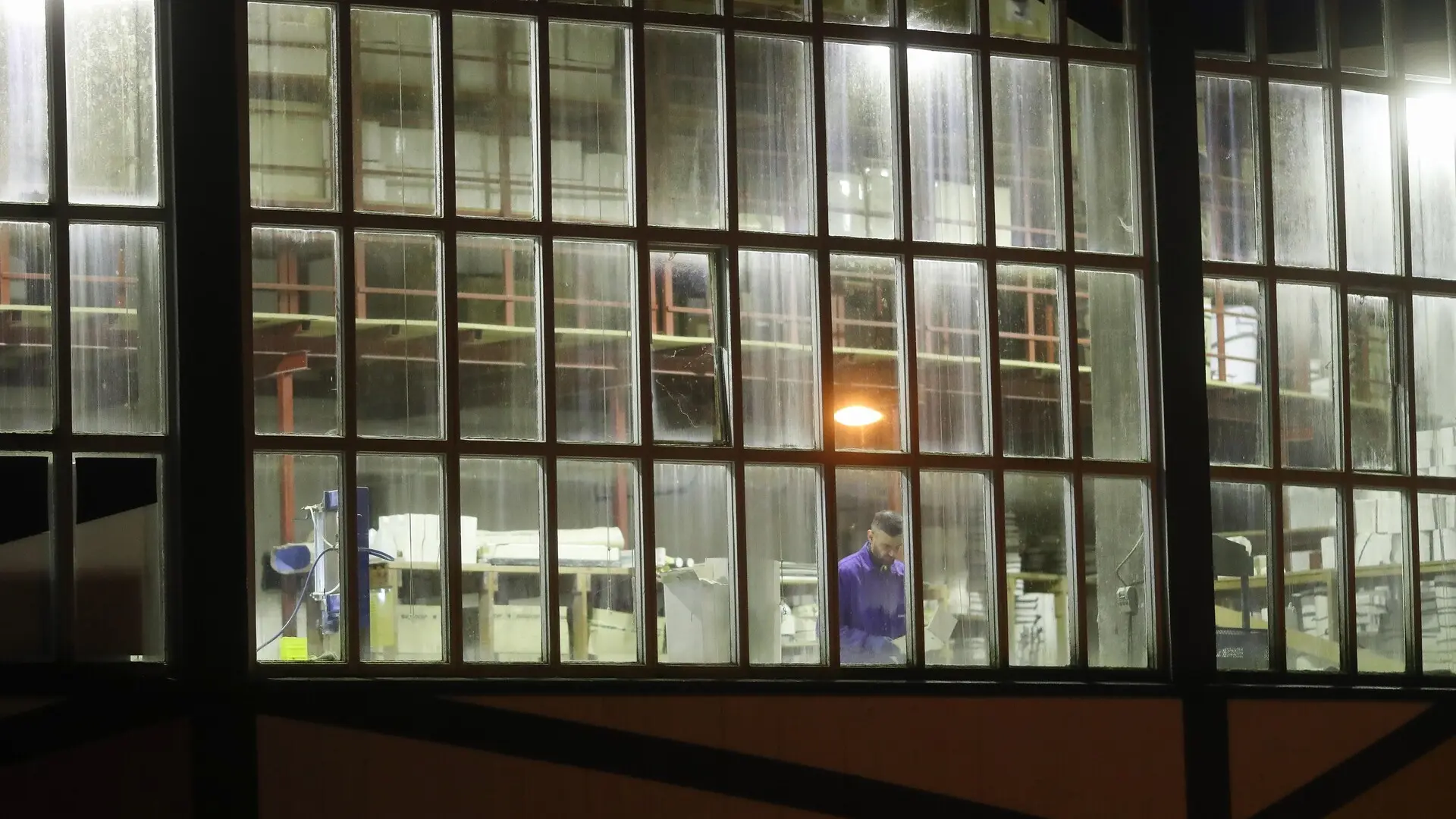 Работники Sargadelos возвращаются к работе, но конфликты продолжаются