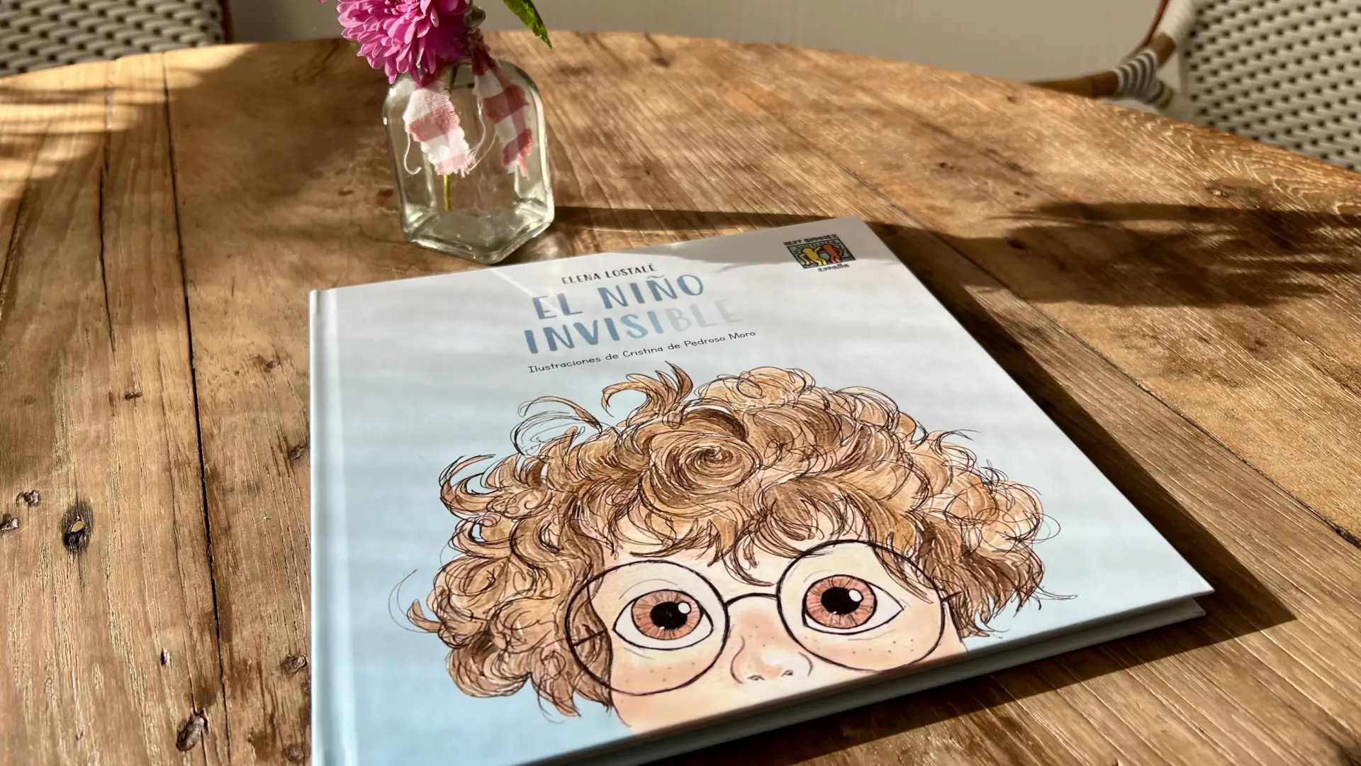 В Мадриде презентовали книгу о дружбе и инклюзии для детей с инвалидностью