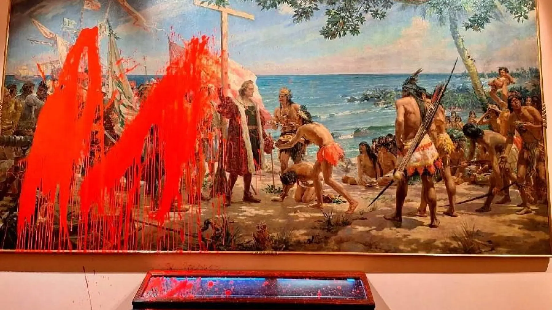 Активистки из 'Futuro Vegetal' атакуют картину в Мадриде