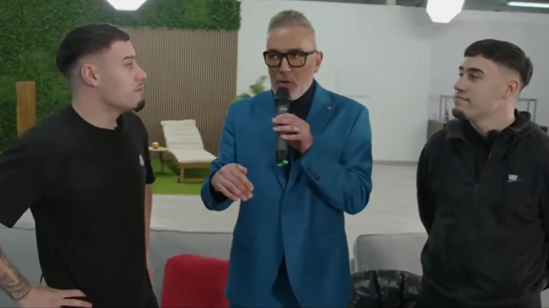 El debut de Kiko Hernández en 'La casa de los gemelos 2': de su tenso 'cara a cara' con Coto Matamoros a sus 'pullas' a Mediaset