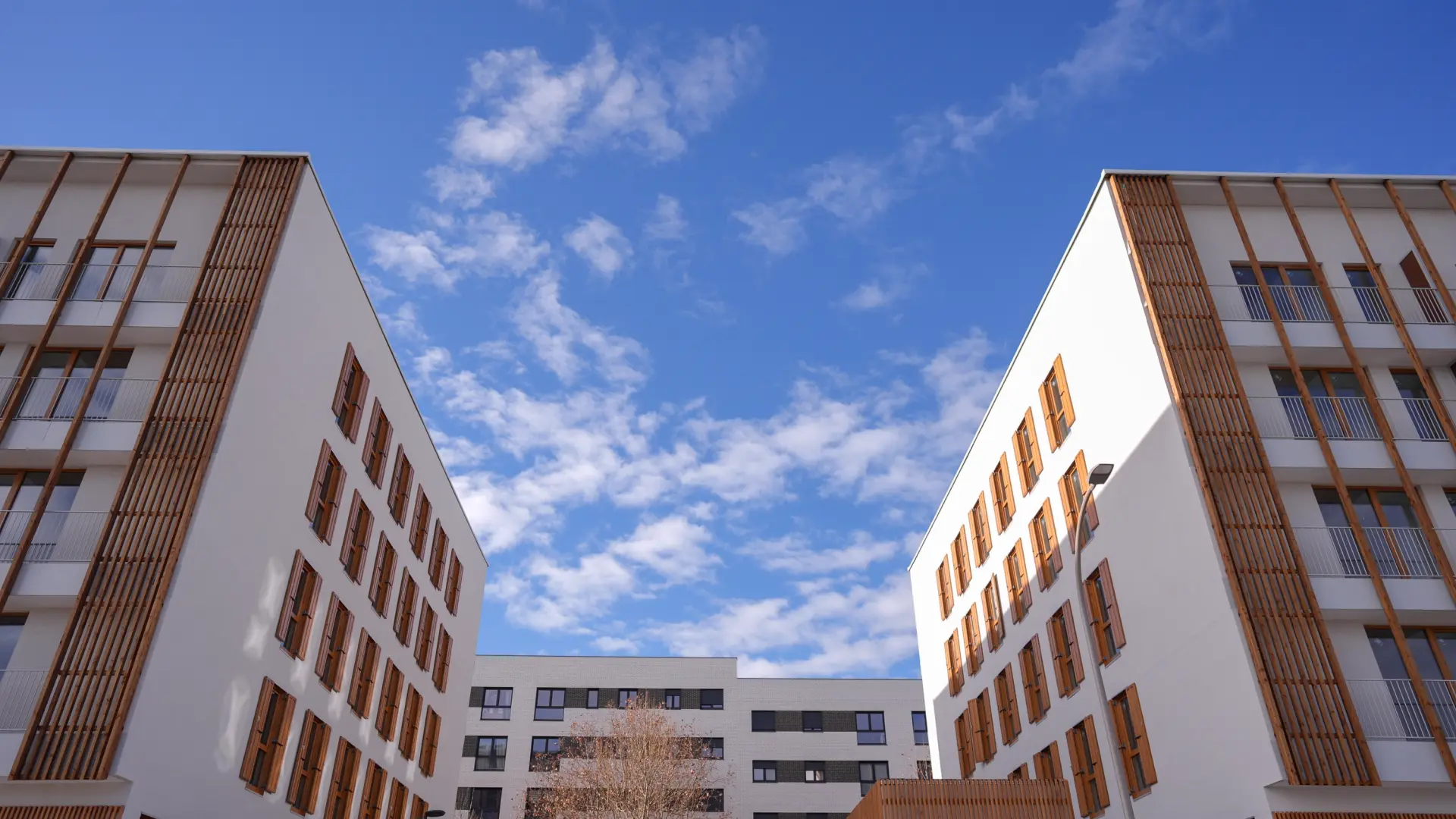 Мадрид начнет строить 2500 доступных квартир в 2026 году