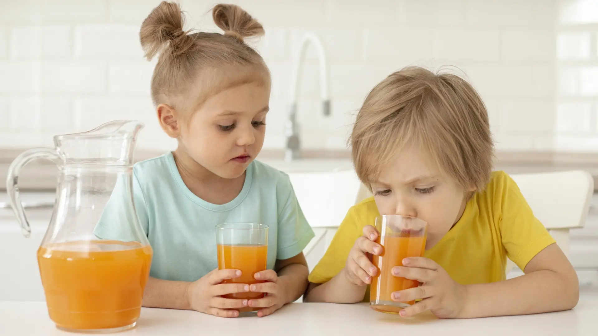 ¿Qué hay de cierto en la frase de tu madre: "tómate el zumo rápido, que se le van las vitaminas"? Esto es lo que dice la ciencia