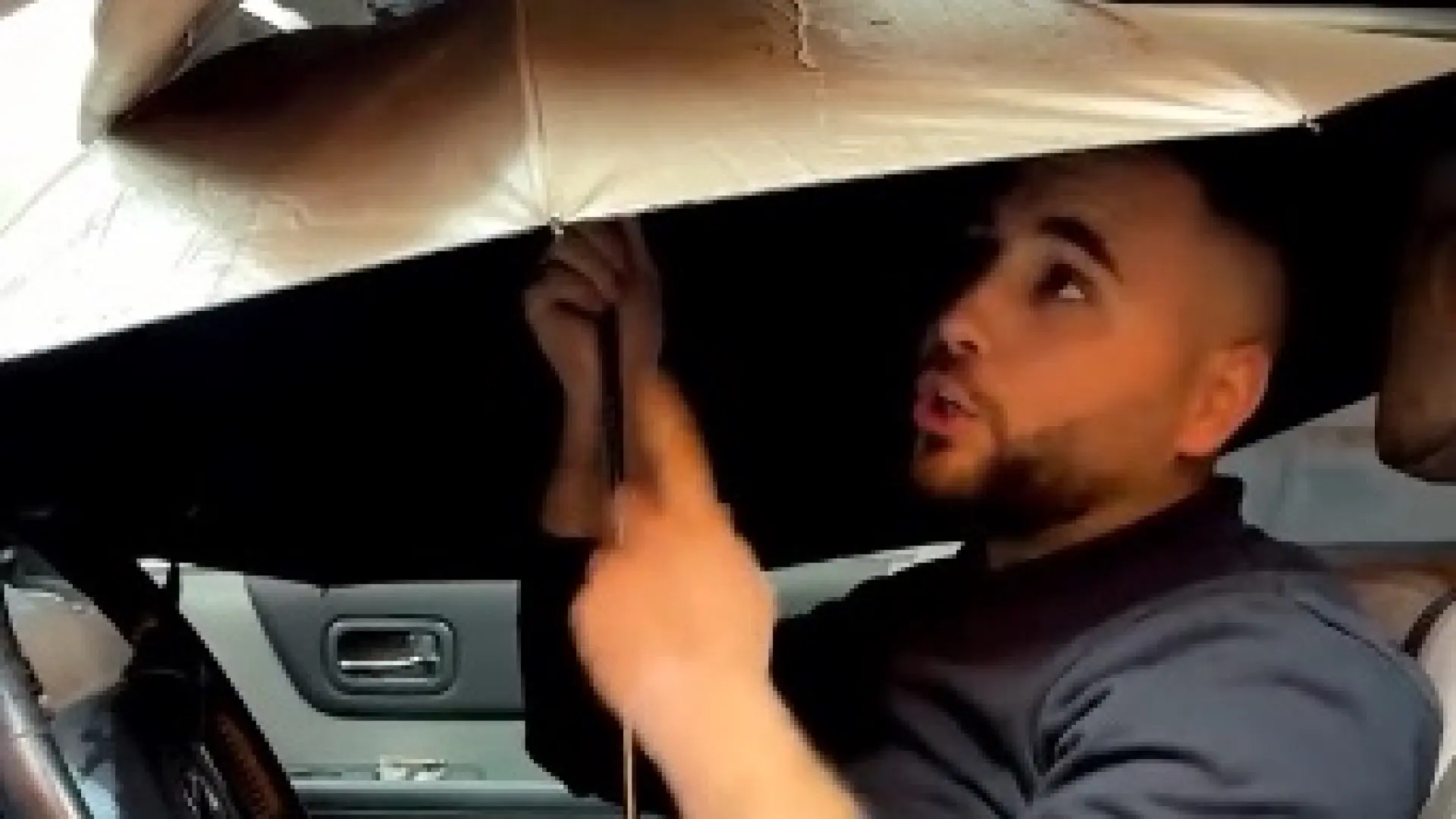 El truco definitivo del mecánico Juan José para combatir las fuertes lluvias: "Es necesario para que no te llueva dentro del coche"