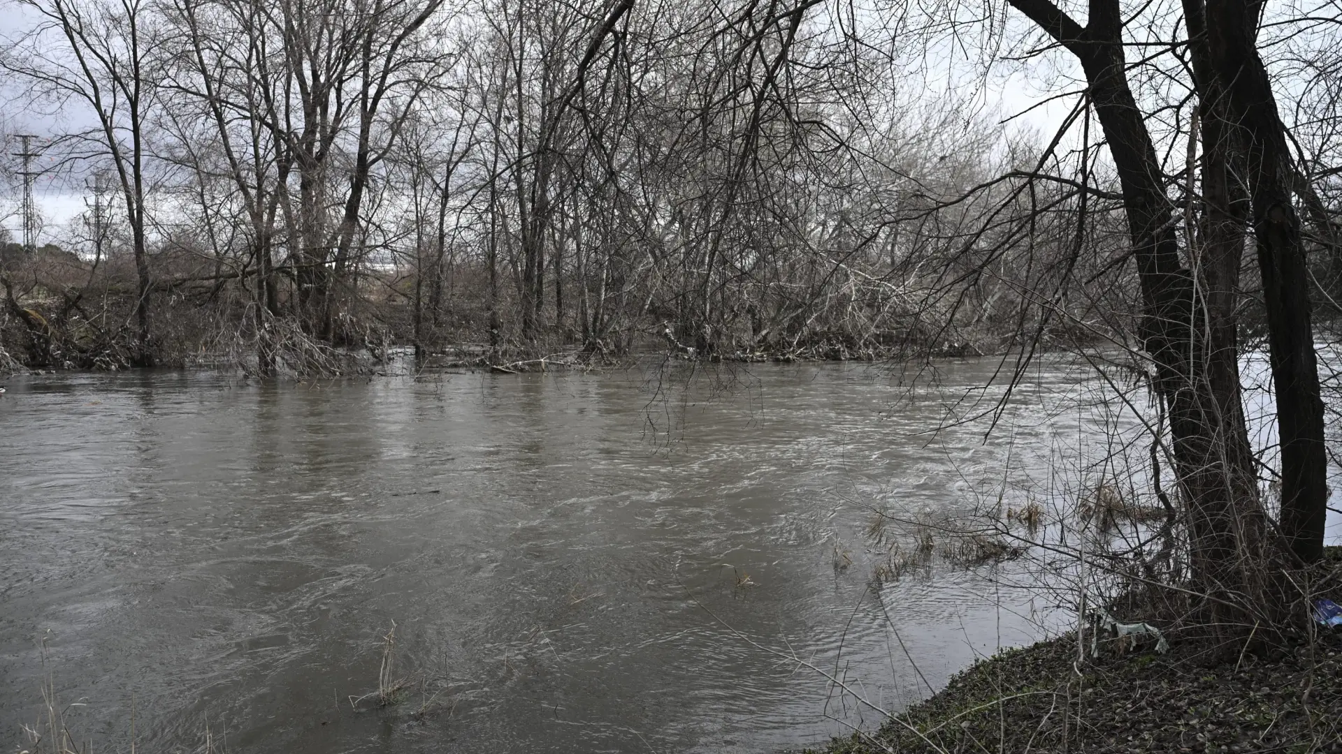 Activado en Madrid el aviso rojo por desbordamientos en el Jarama, Guadarrama, Alberche y Henares